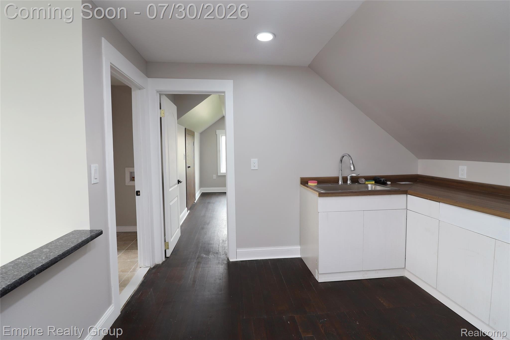 2418 Calvert Street Property Photo 42