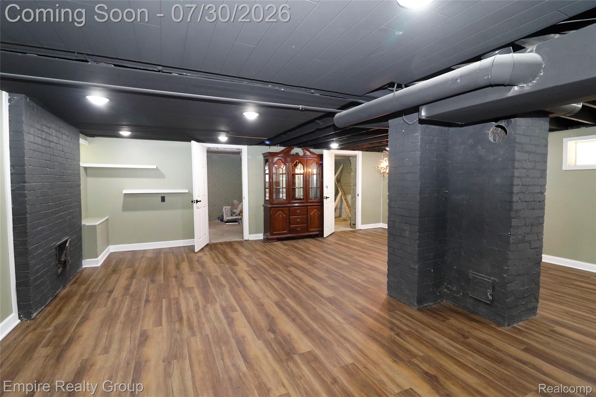 2418 Calvert Street Property Photo 43