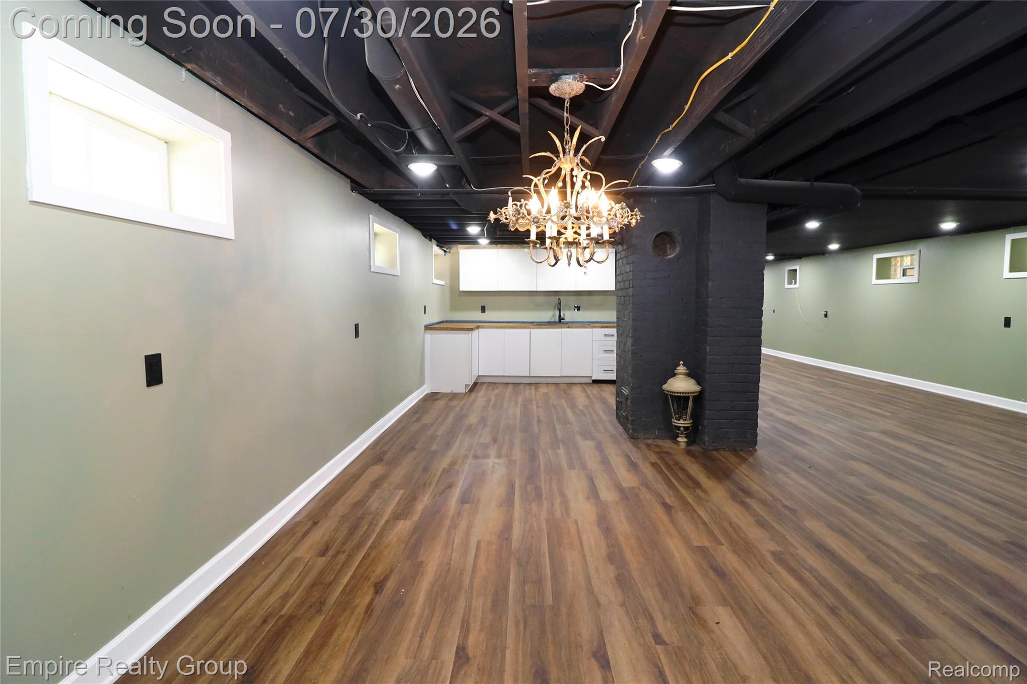 2418 Calvert Street Property Photo 44