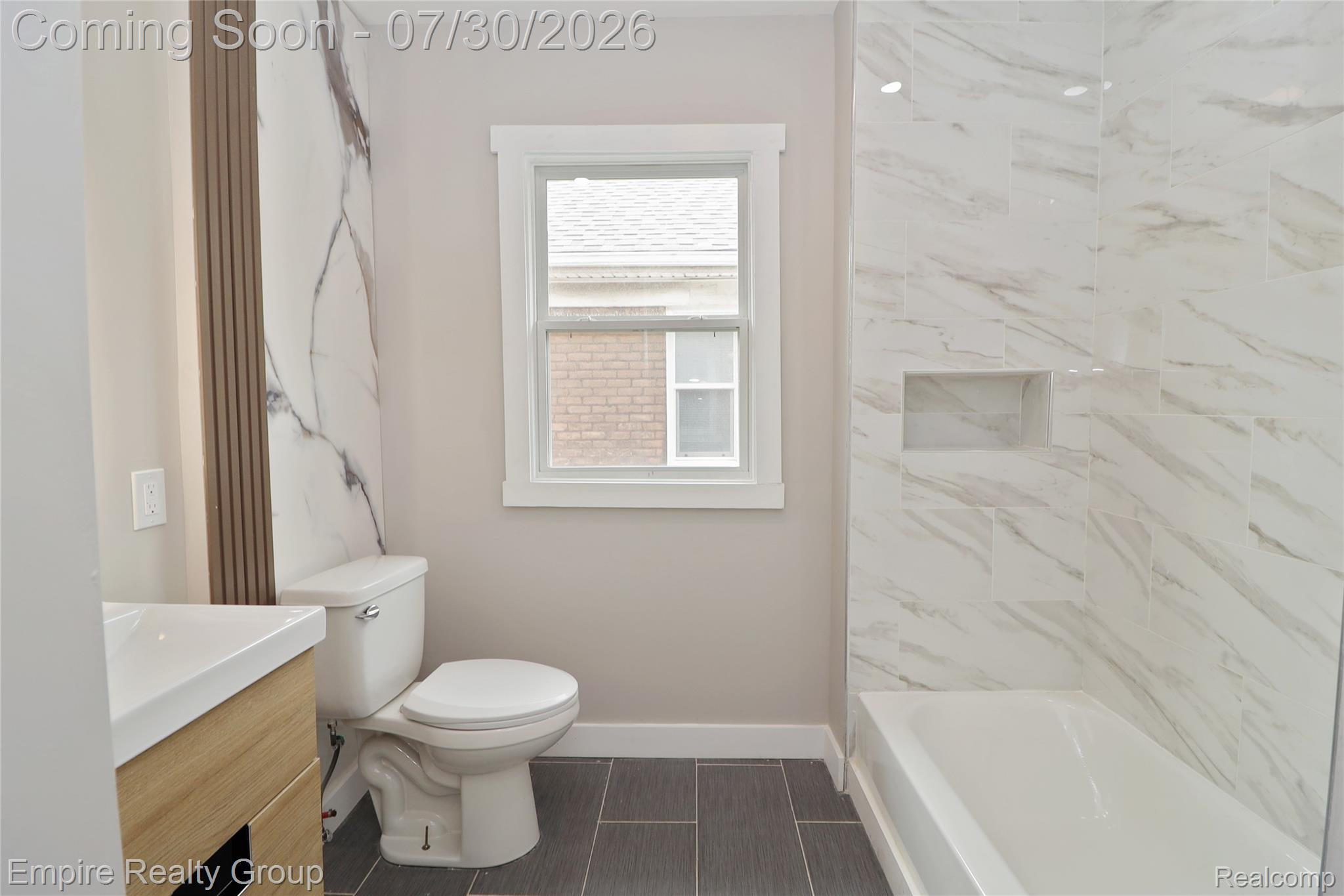2418 Calvert Street Property Photo 57