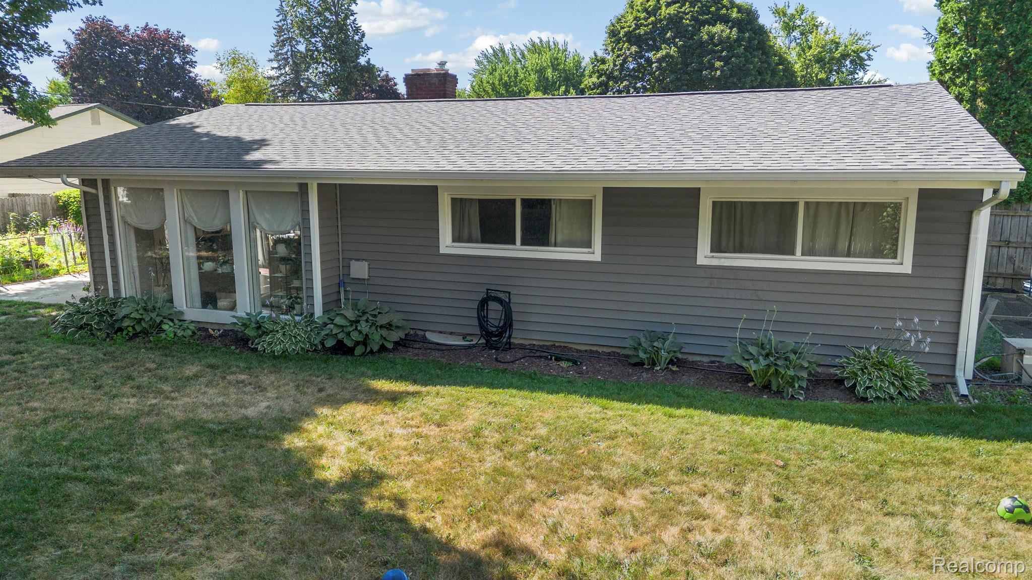 9194 Oakview Drive Property Photo 12
