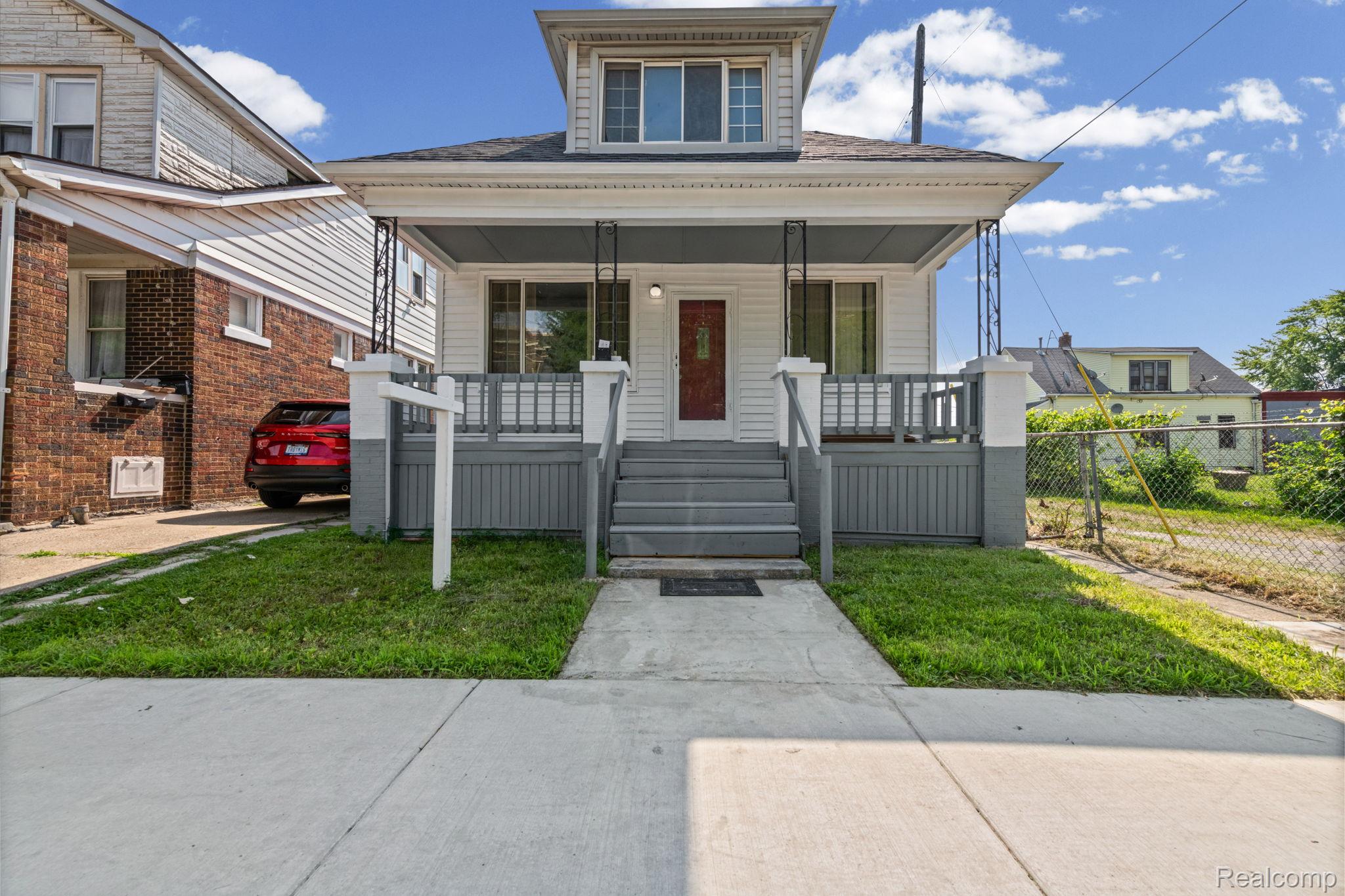 12826 Bloom Street Property Photo 1