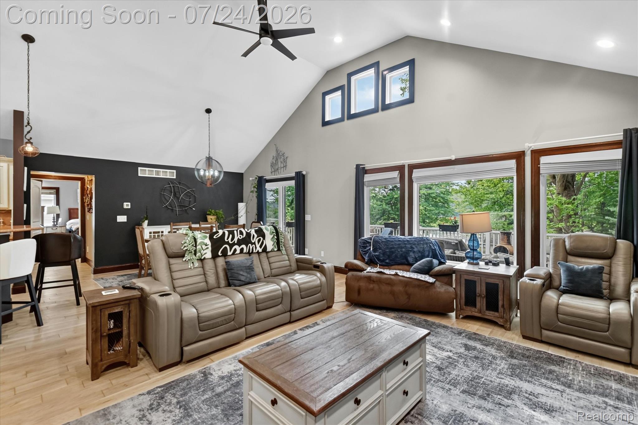 4915 Anglers Lane Property Photo 10
