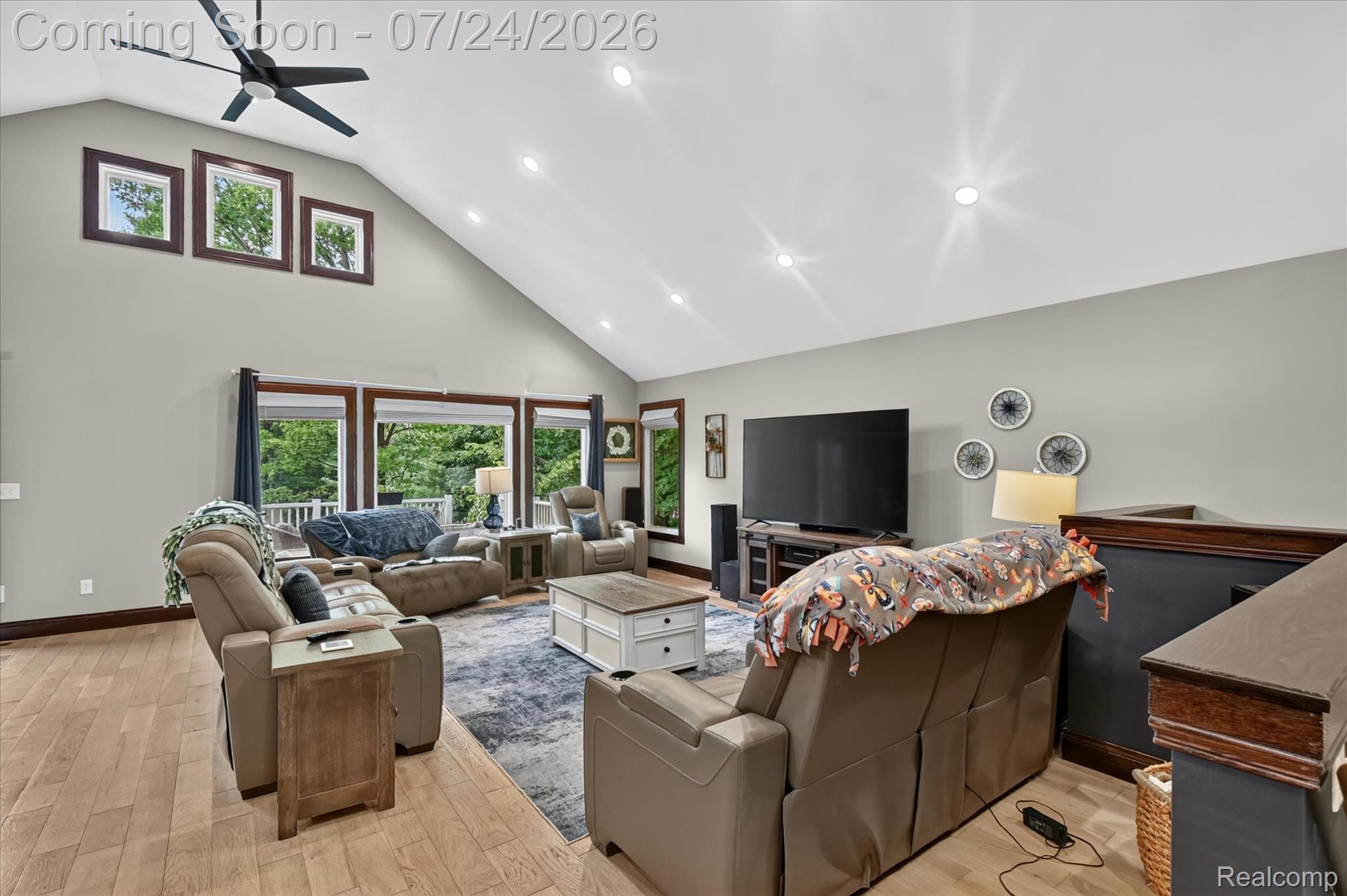 4915 Anglers Lane Property Photo 18