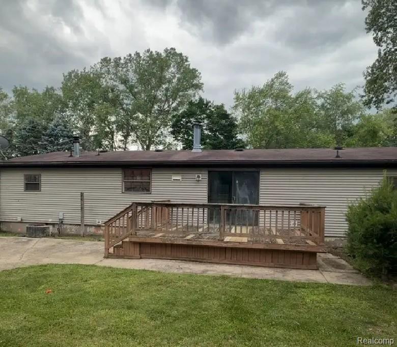 10537 Byron Road Property Photo 2