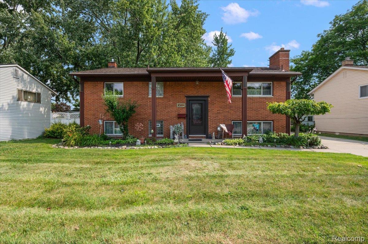 2504 Koper Drive Property Photo 1