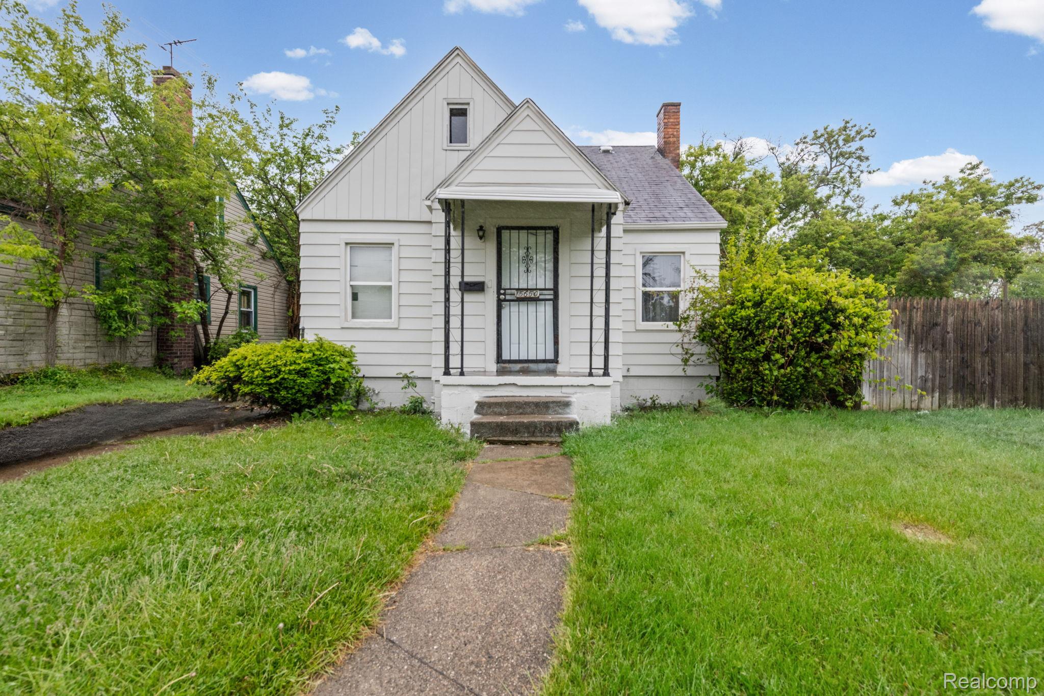 15650 Lappin Street Property Photo 1
