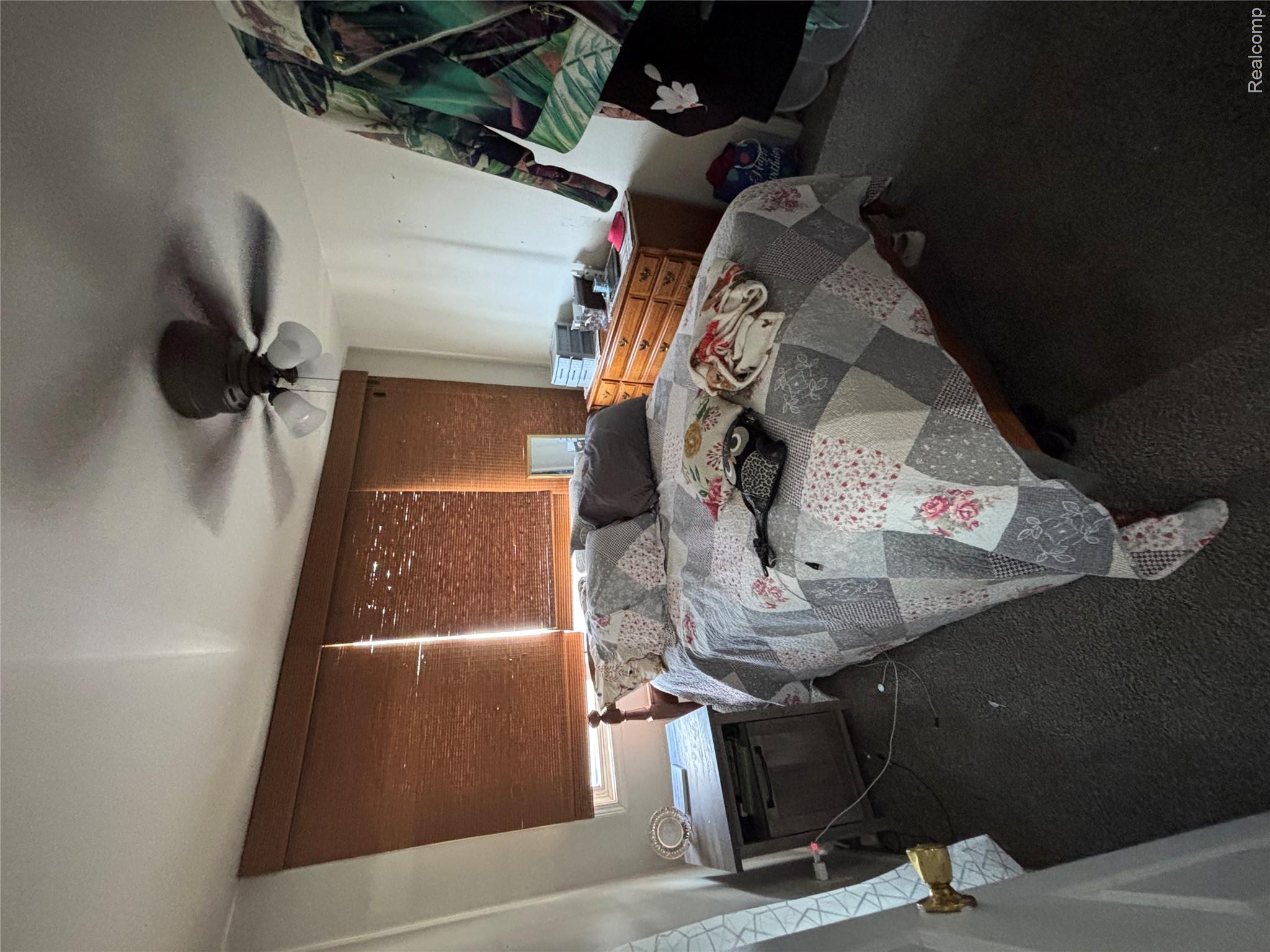 11614 Temperance Street Property Photo 16