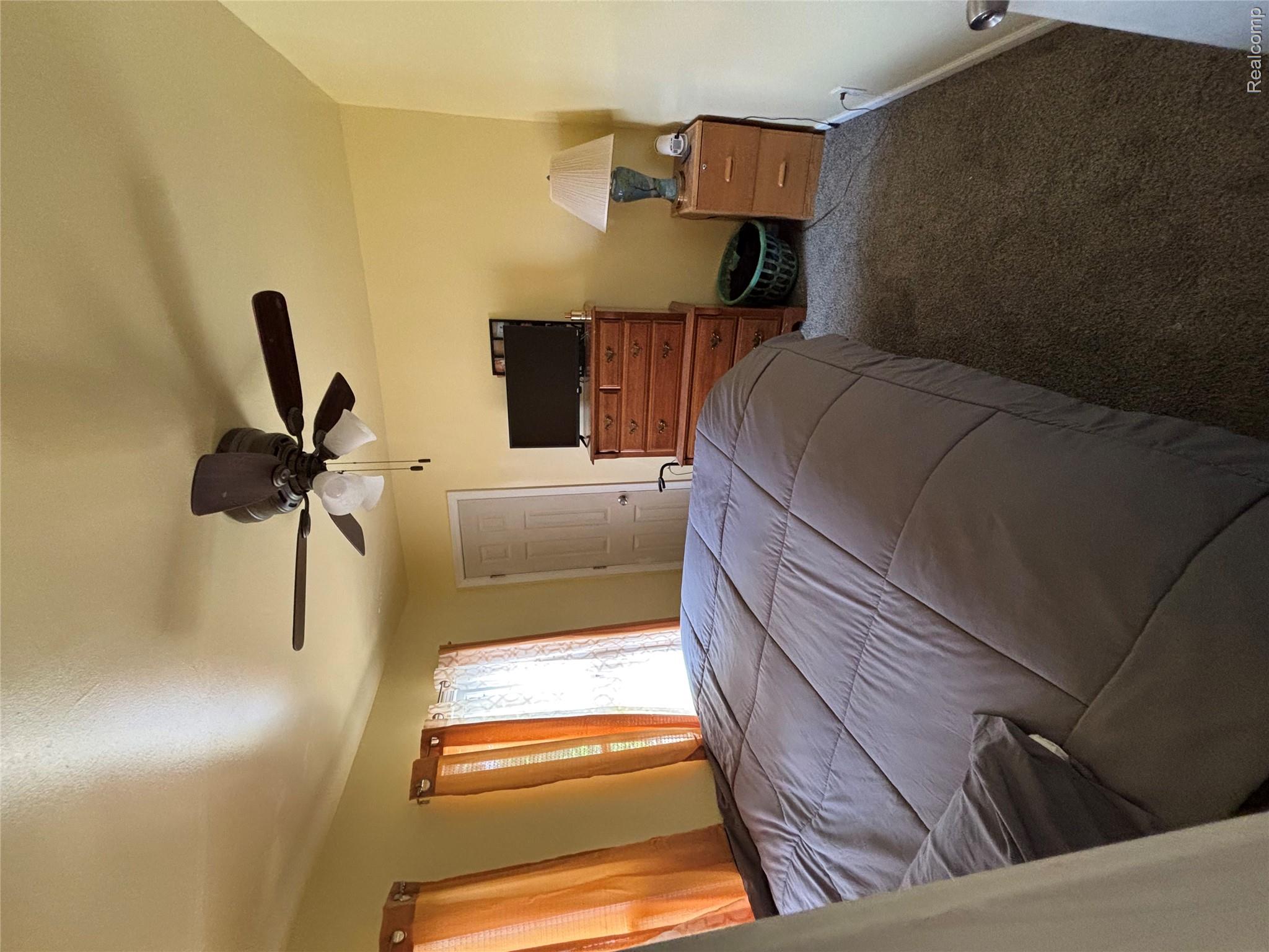 11614 Temperance Street Property Photo 20