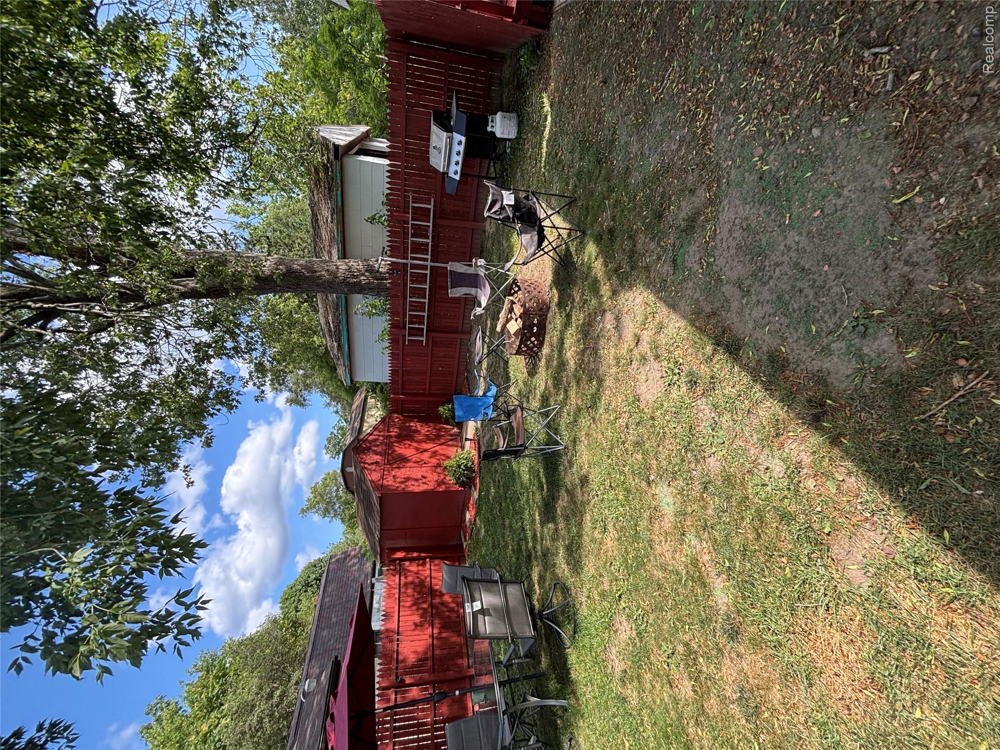 11614 Temperance Street Property Photo 32