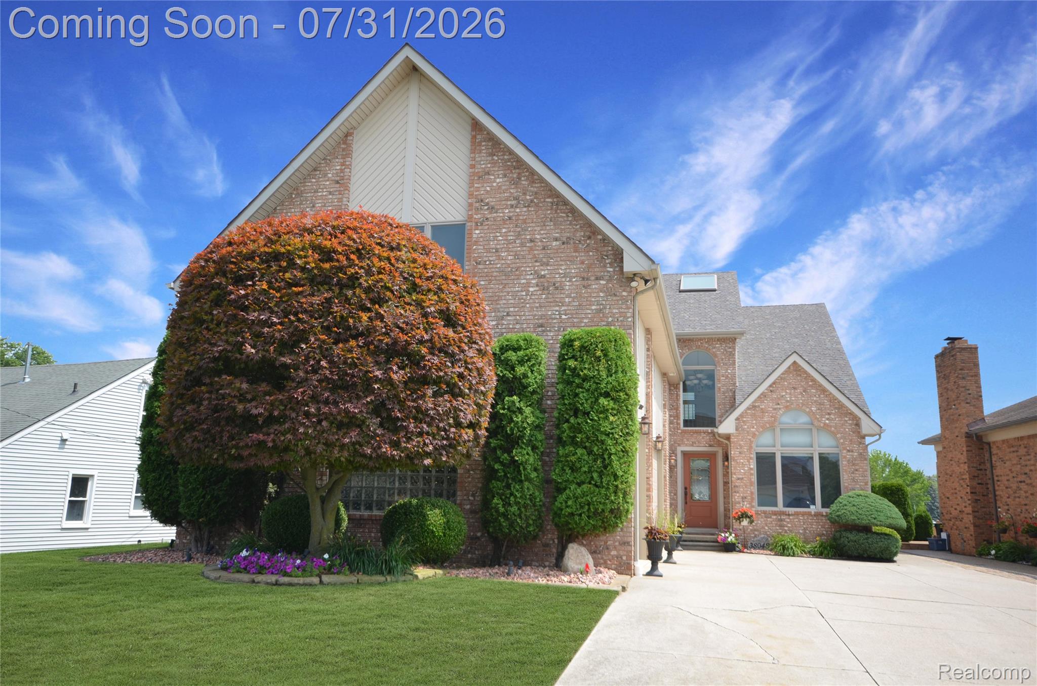 38048 Huron Pointe Drive Property Photo 1