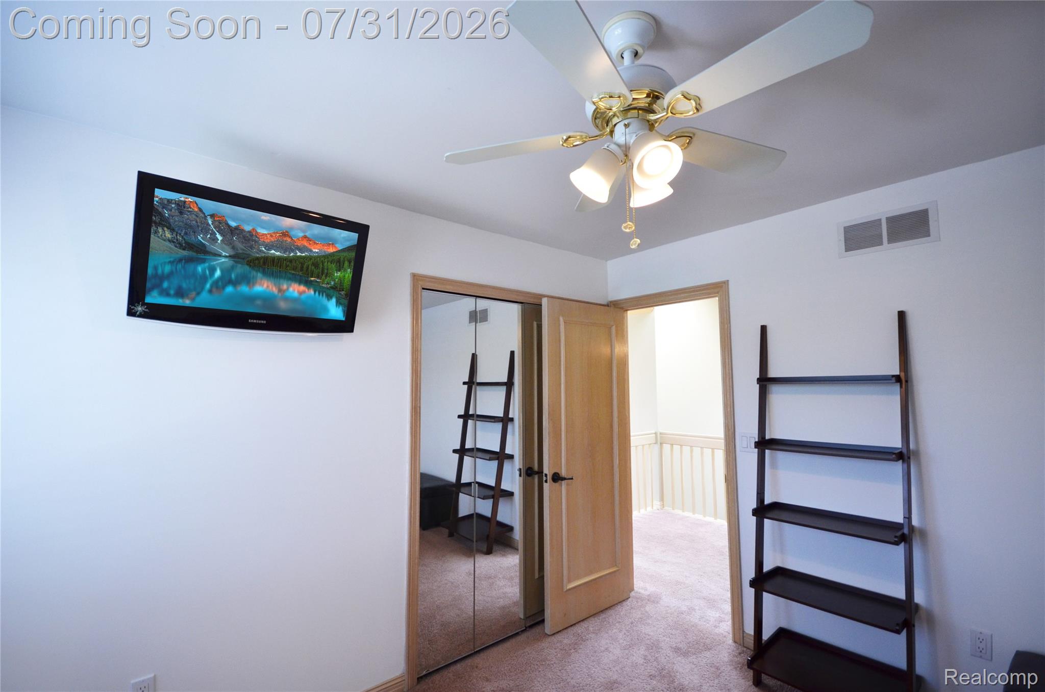38048 Huron Pointe Drive Property Photo 22