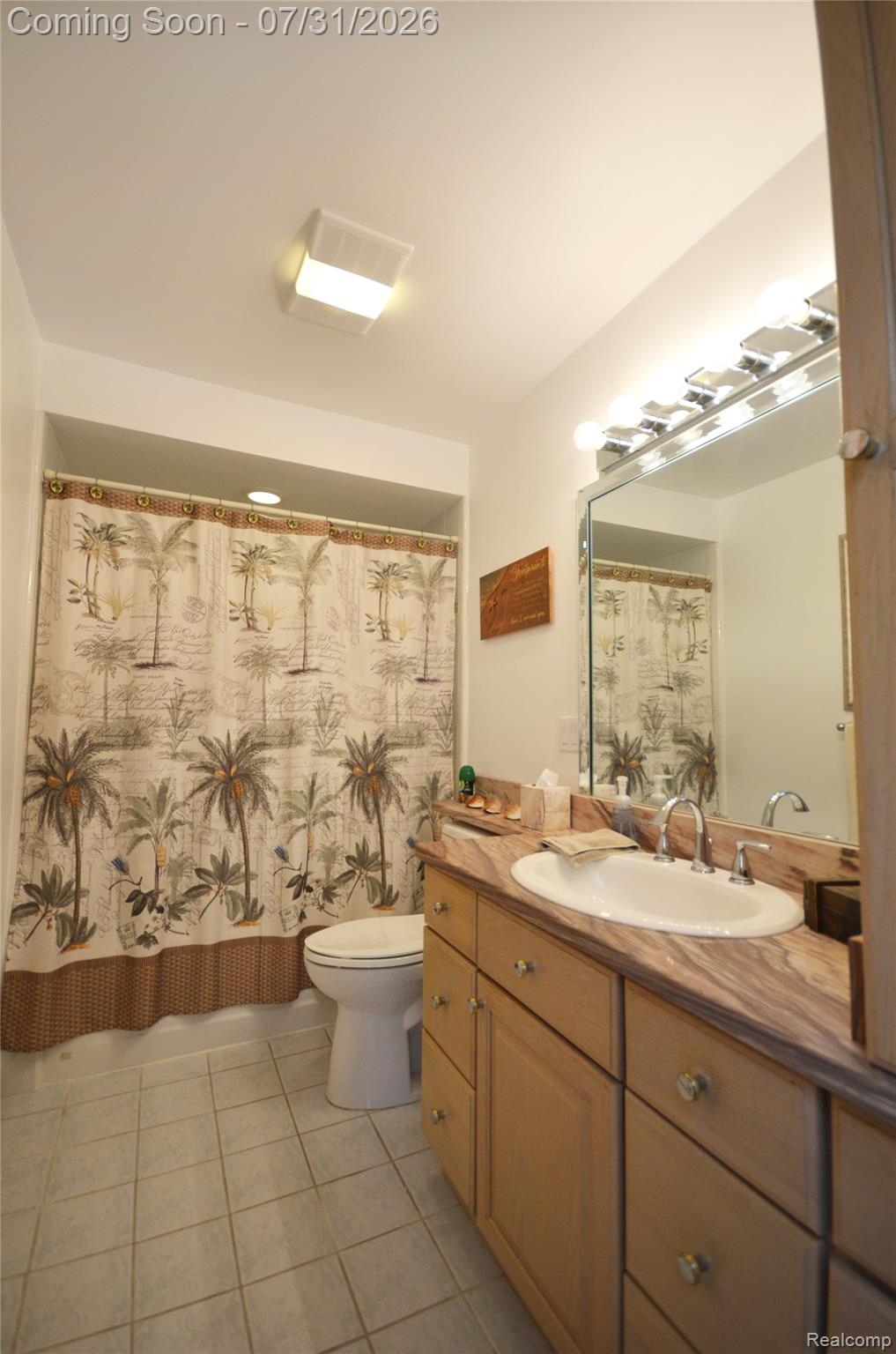 38048 Huron Pointe Drive Property Photo 23