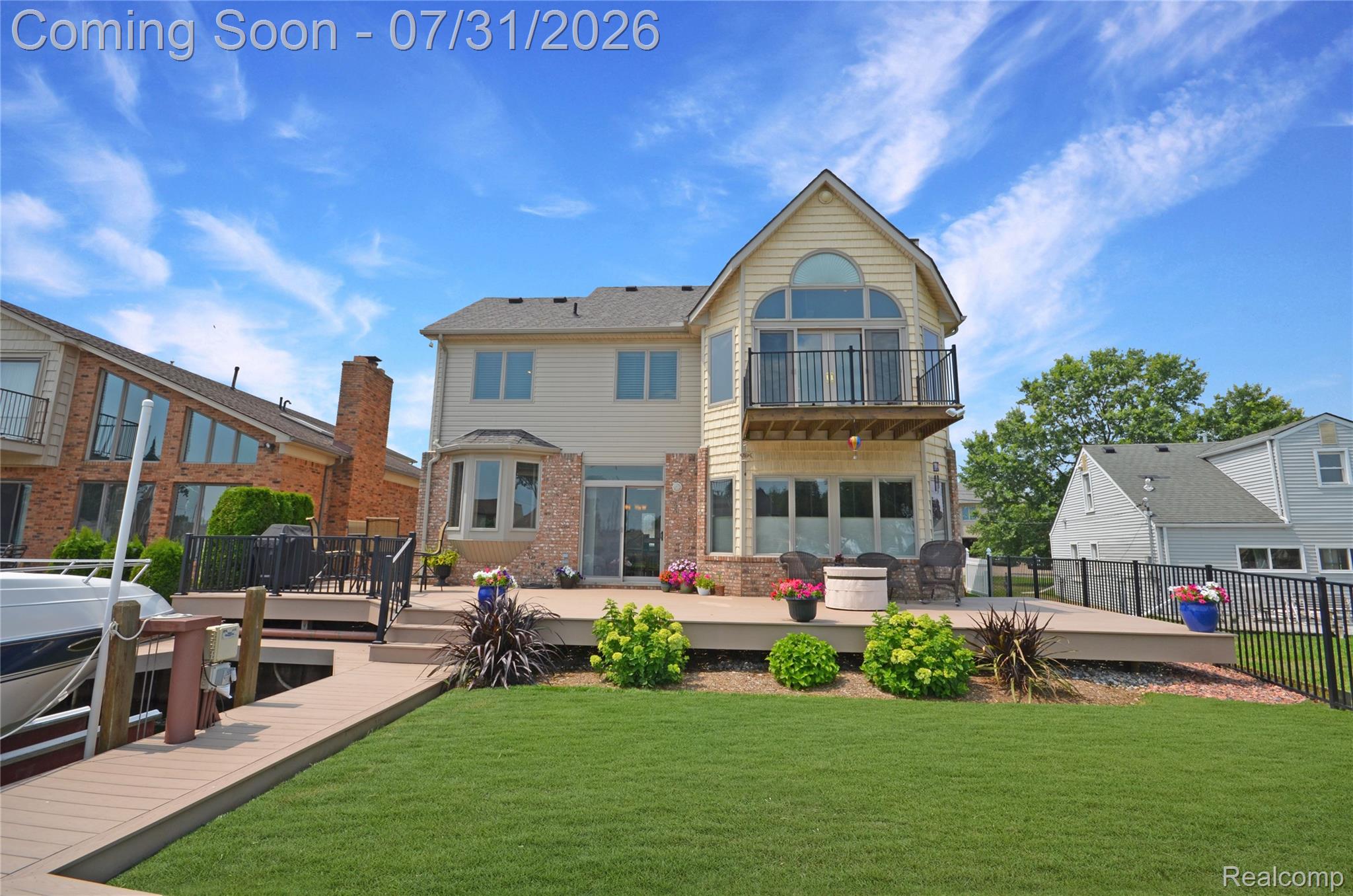 38048 Huron Pointe Drive Property Photo 45