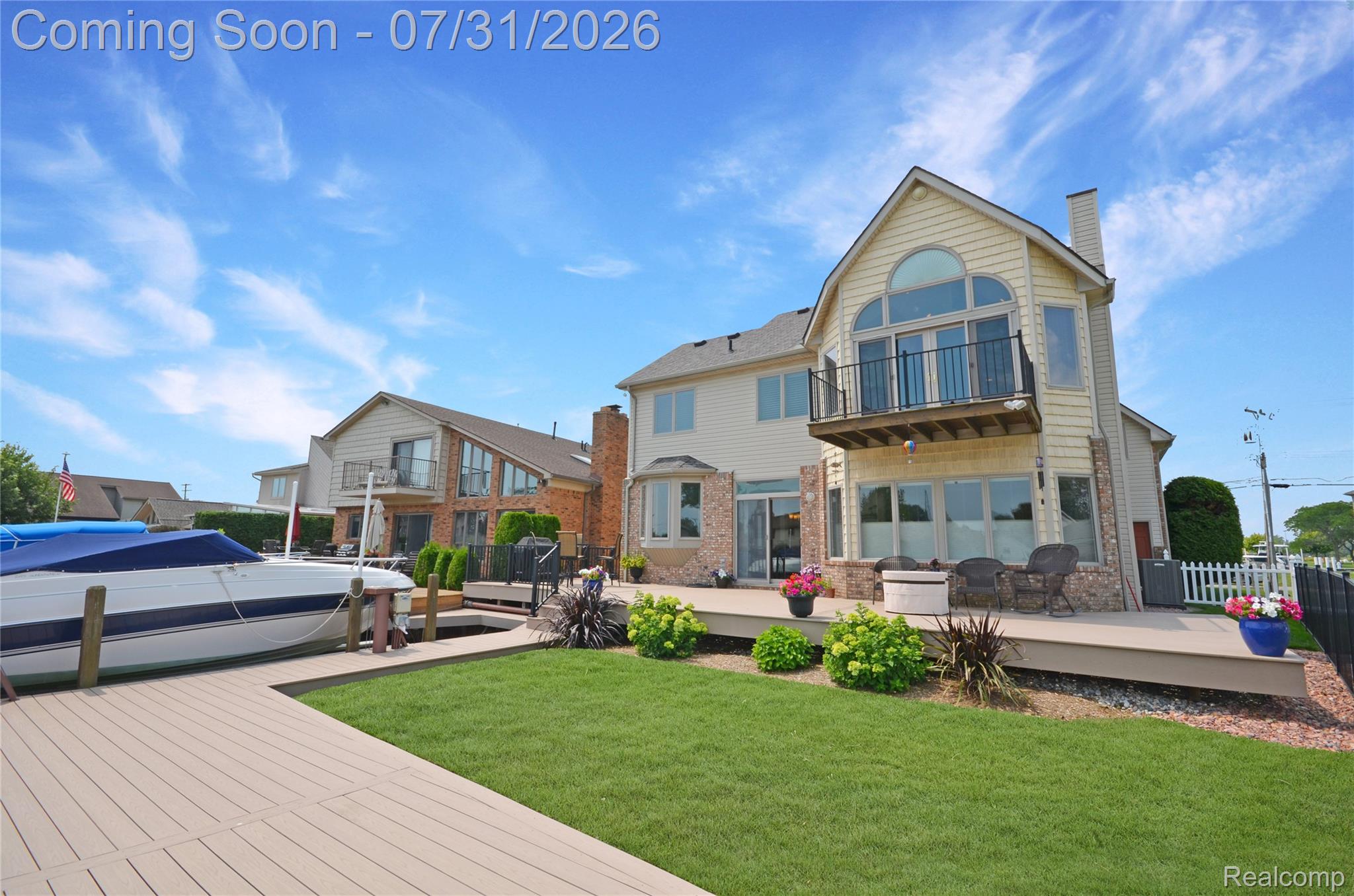 38048 Huron Pointe Drive Property Photo 46