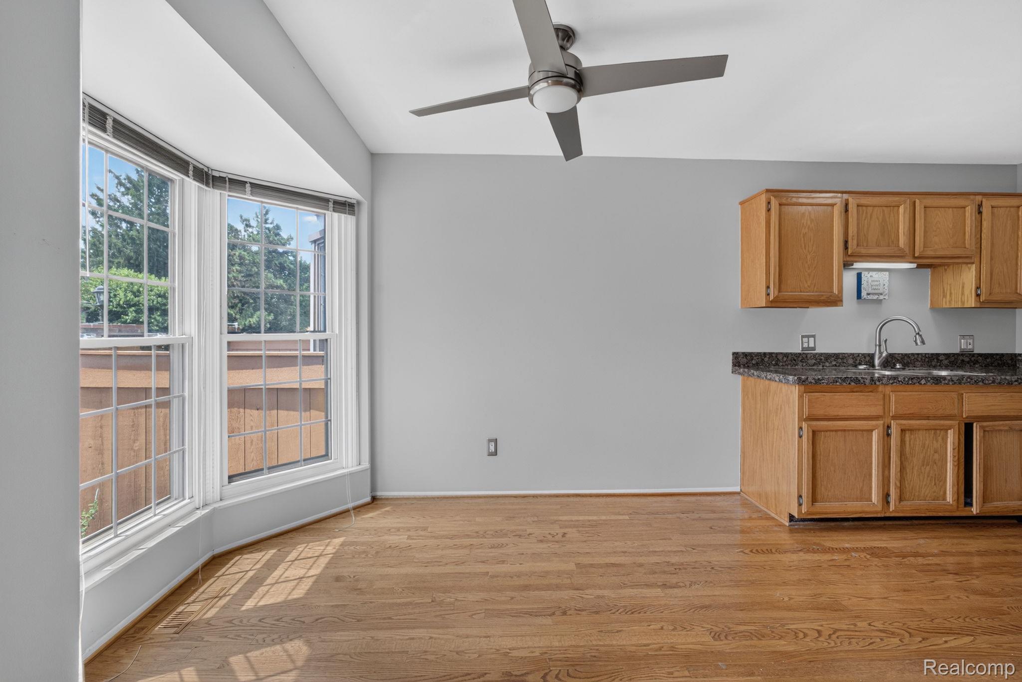 22204 Pondview Property Photo 6