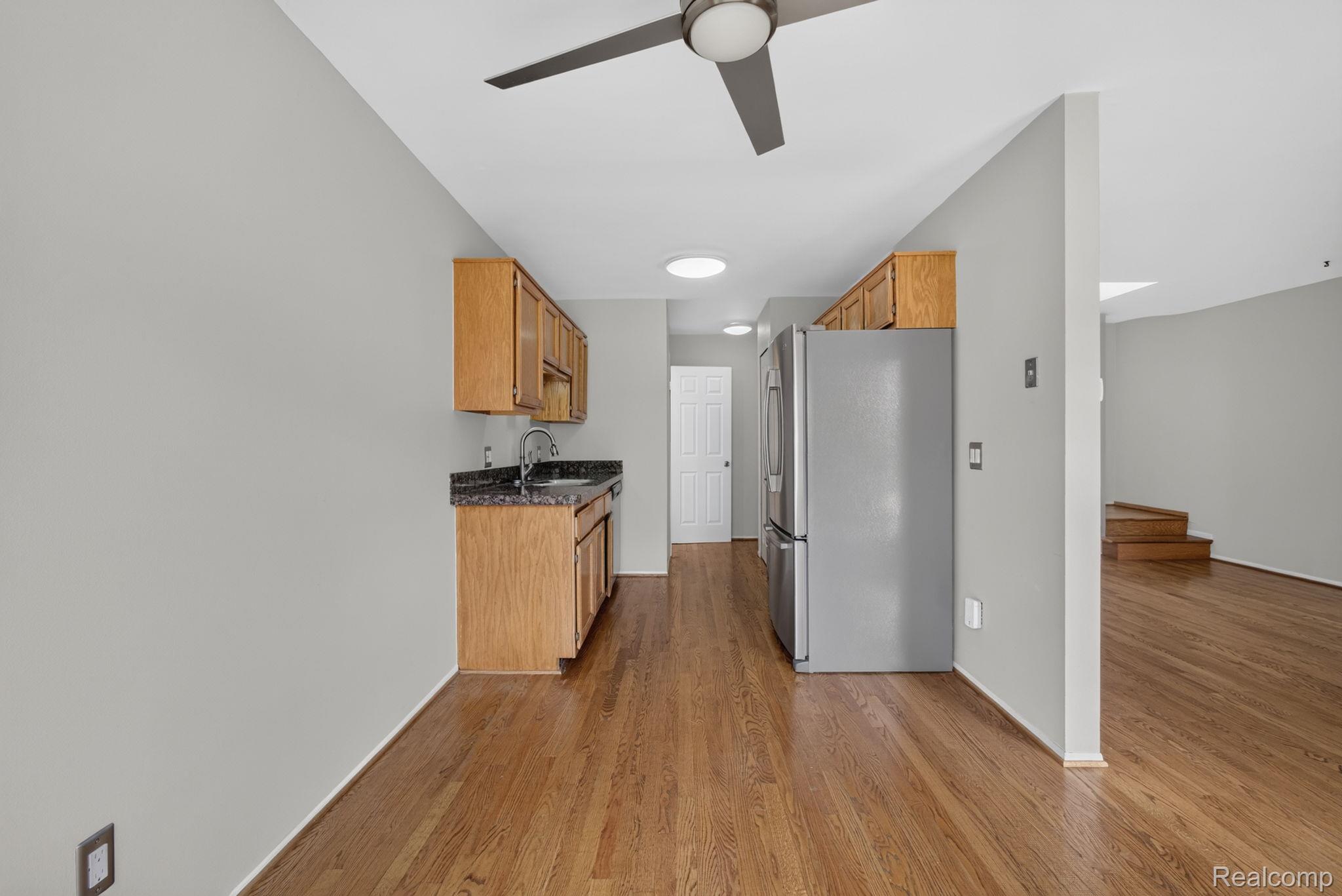 22204 Pondview Property Photo 8