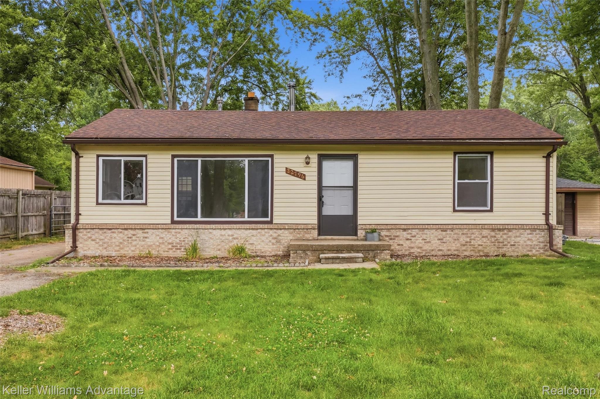 22796 Watt Drive Property Photo 1