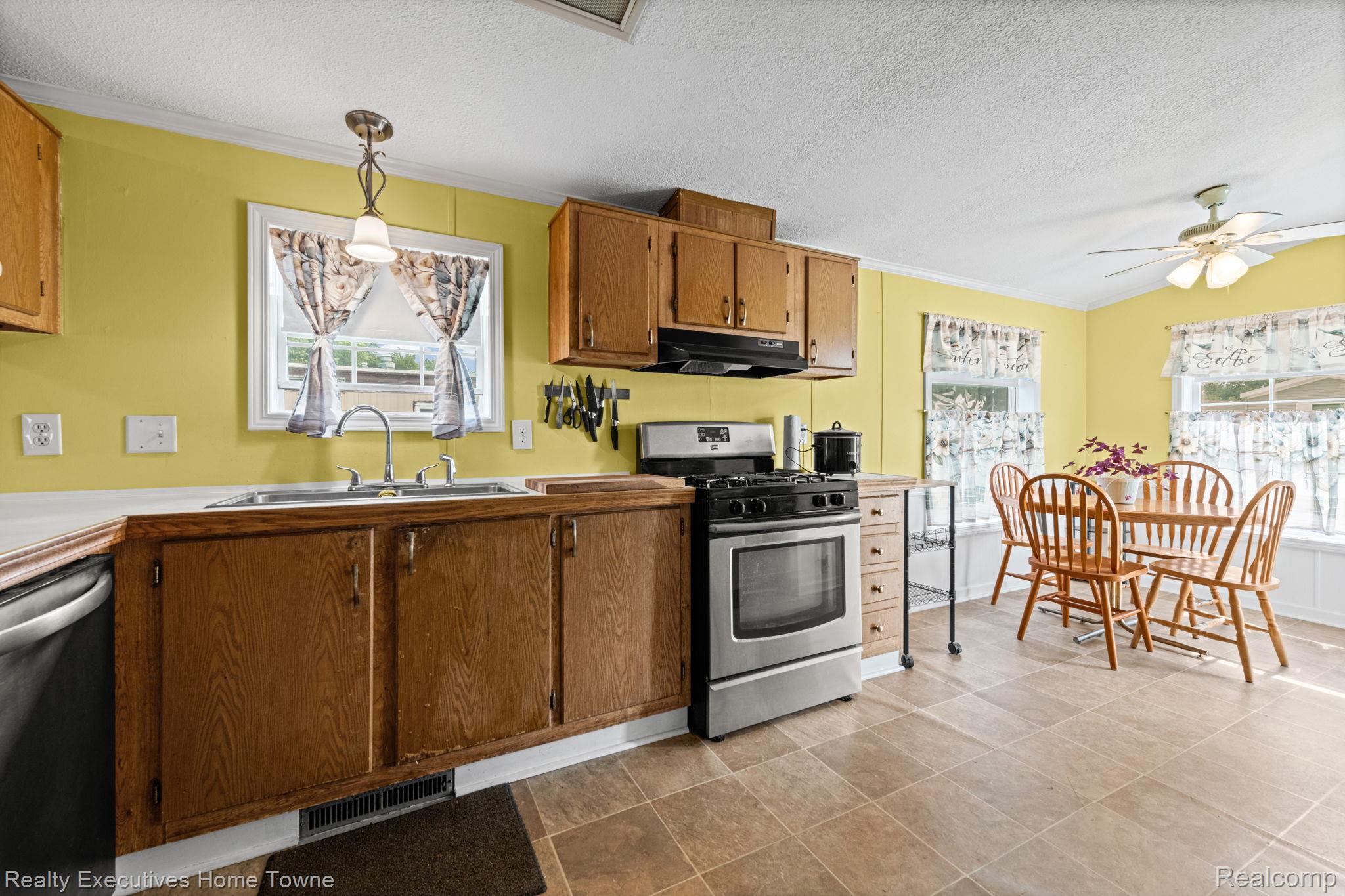 5317 Bart Property Photo 6