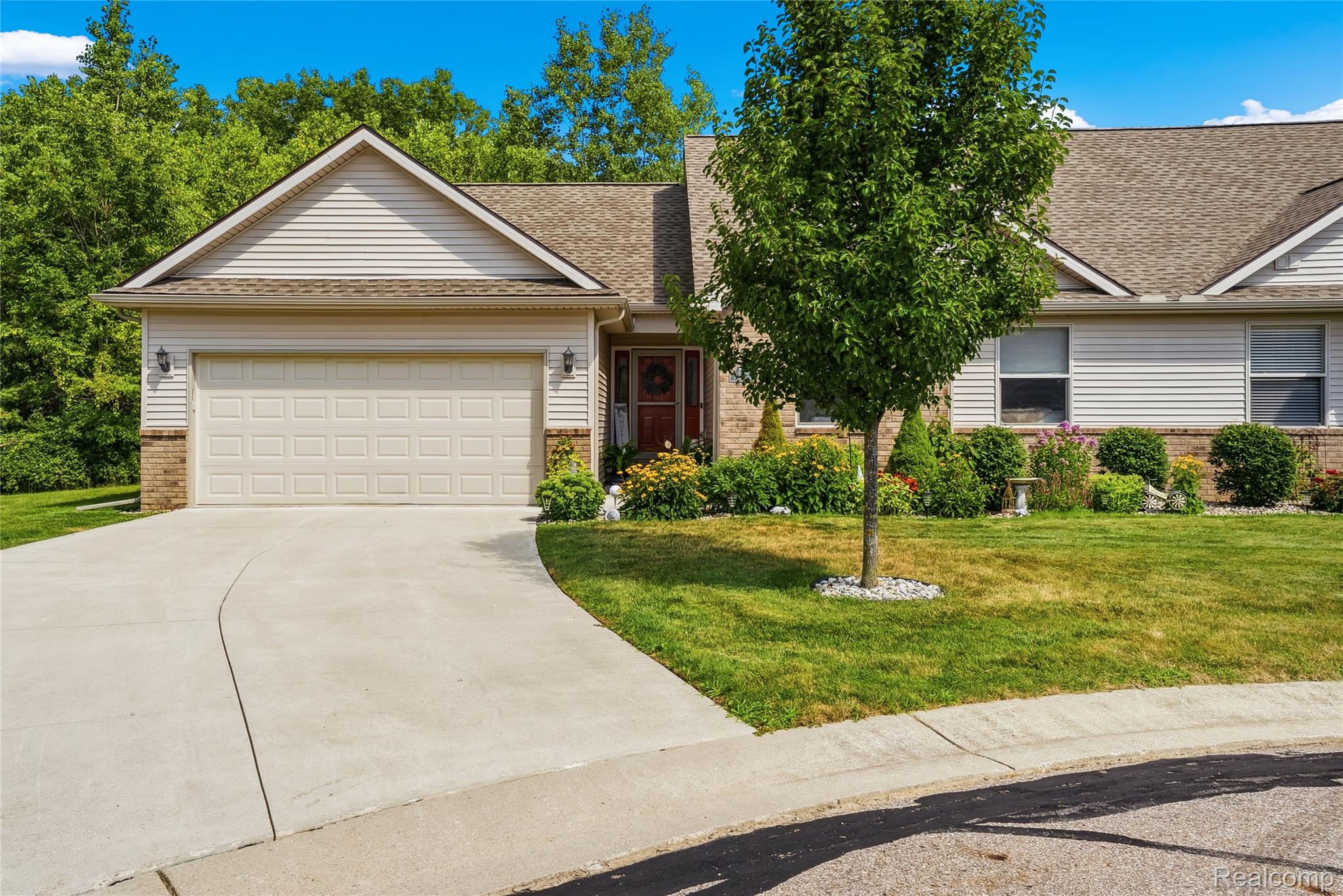 5429 Pintail Court Property Photo 3