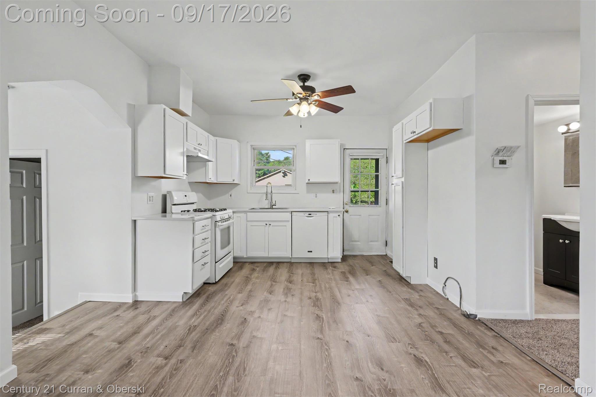 18439 Norborne Property Photo 7