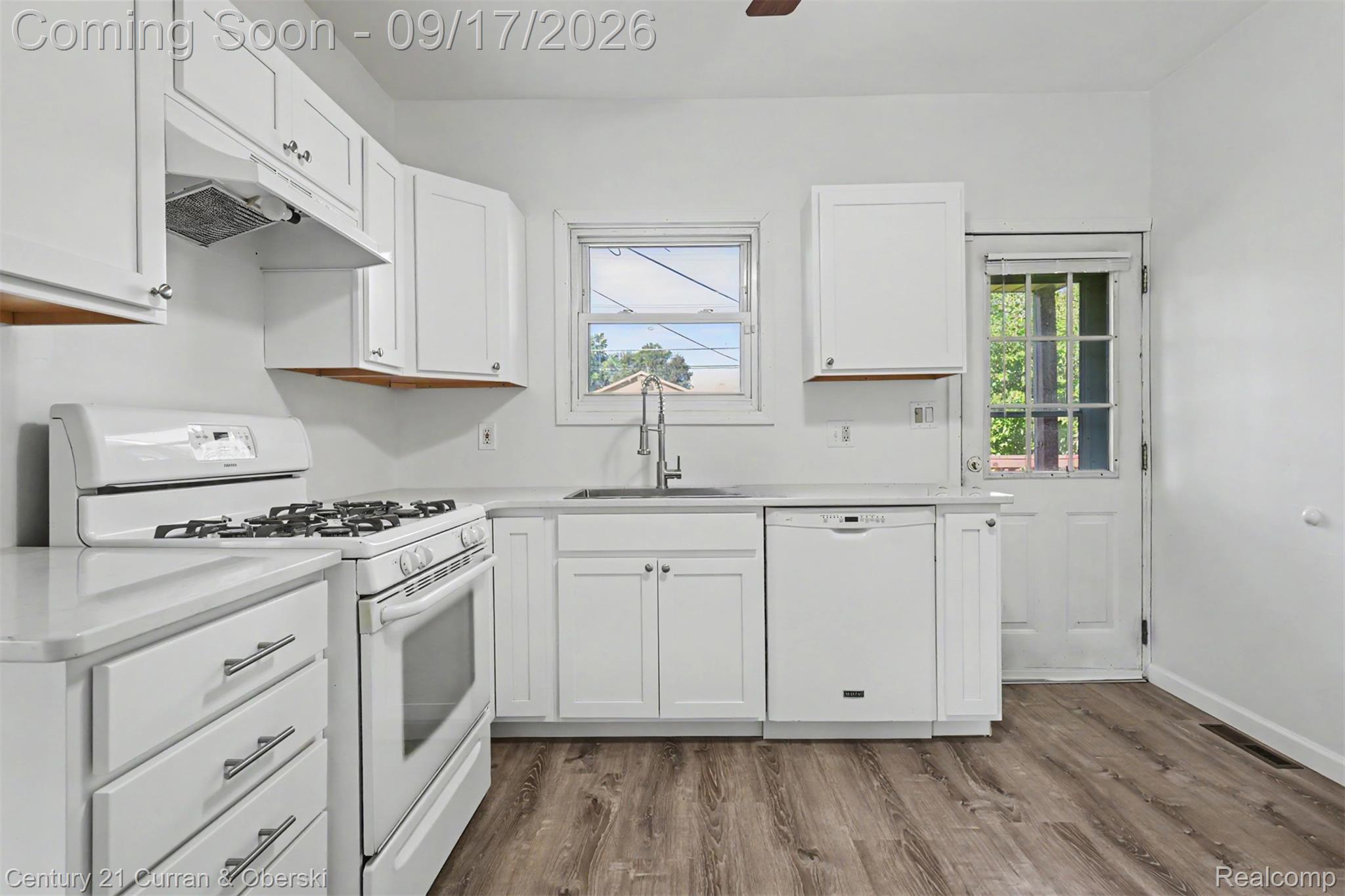 18439 Norborne Property Photo 12