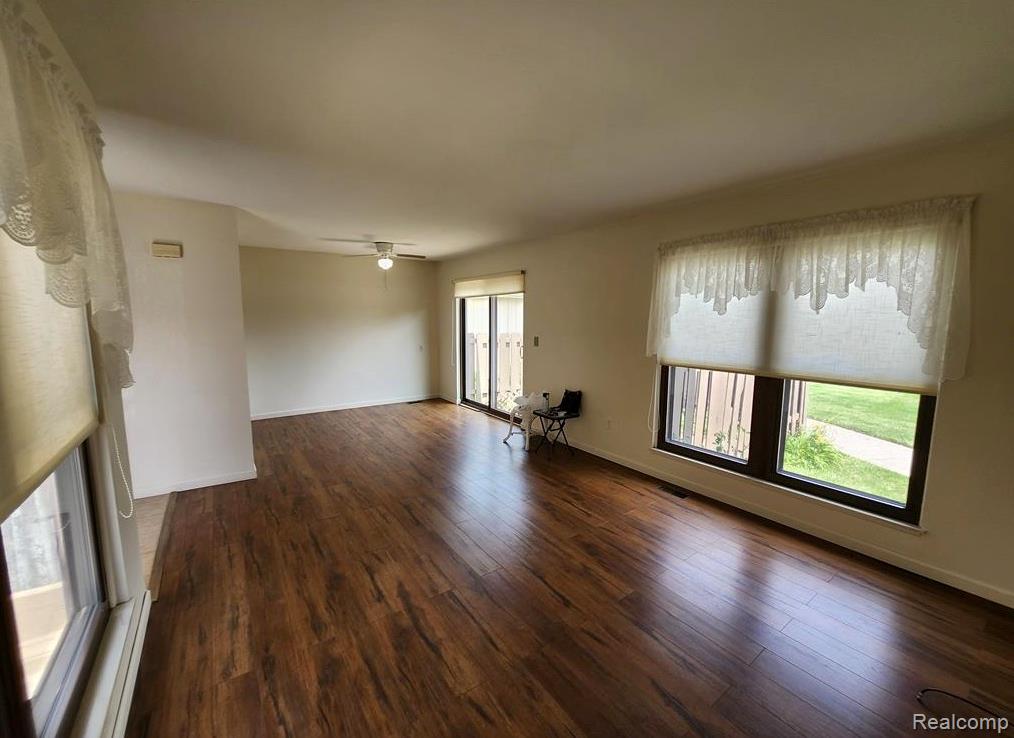 31573 Green Meadow Lane Property Photo 4