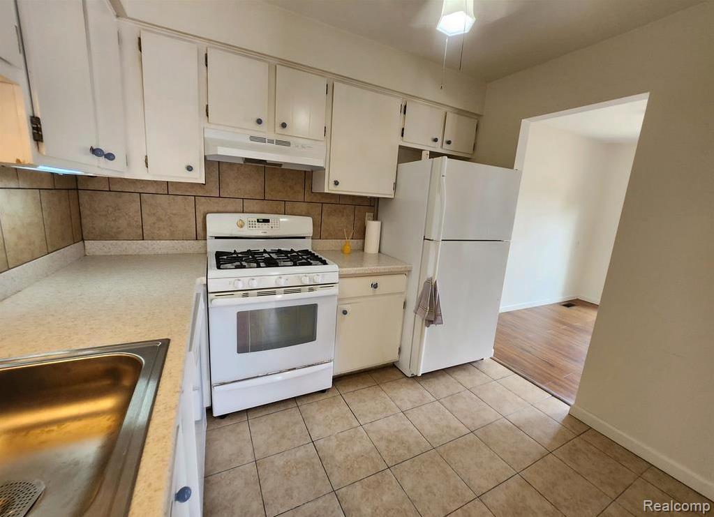 31573 Green Meadow Lane Property Photo 8
