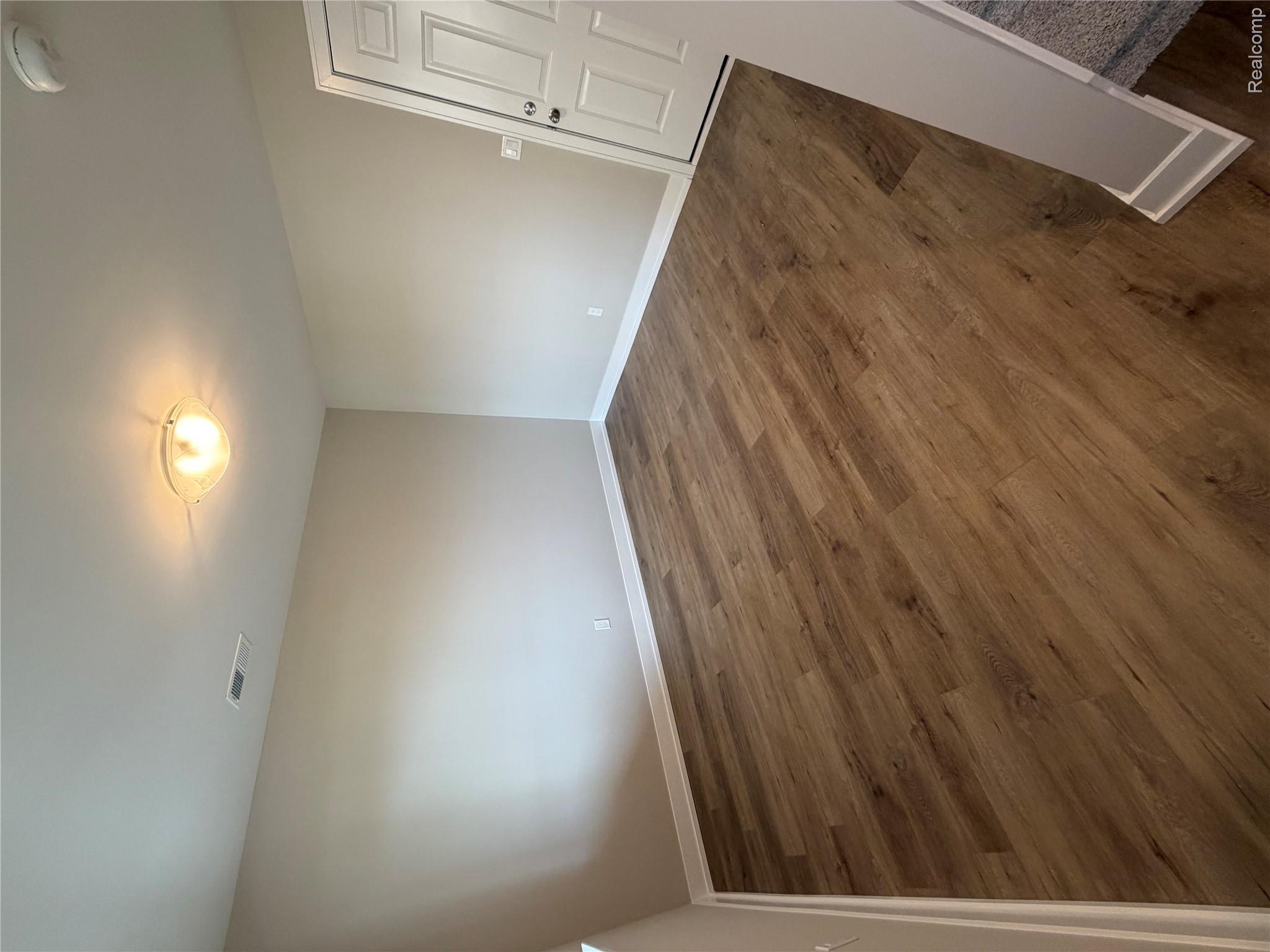 751 Canterbury Lane Property Photo 2