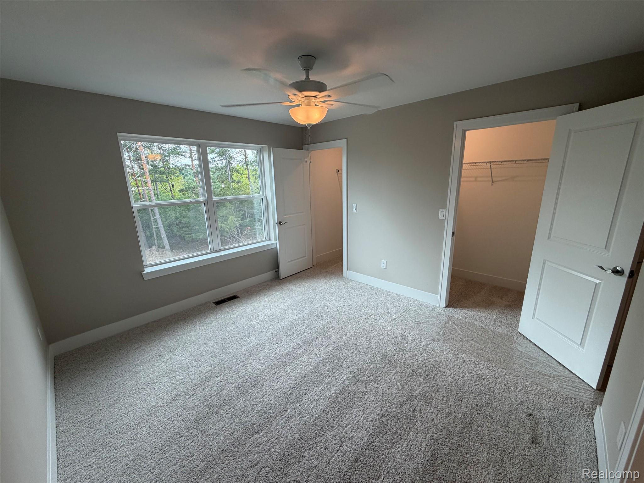 751 Canterbury Lane Property Photo 6