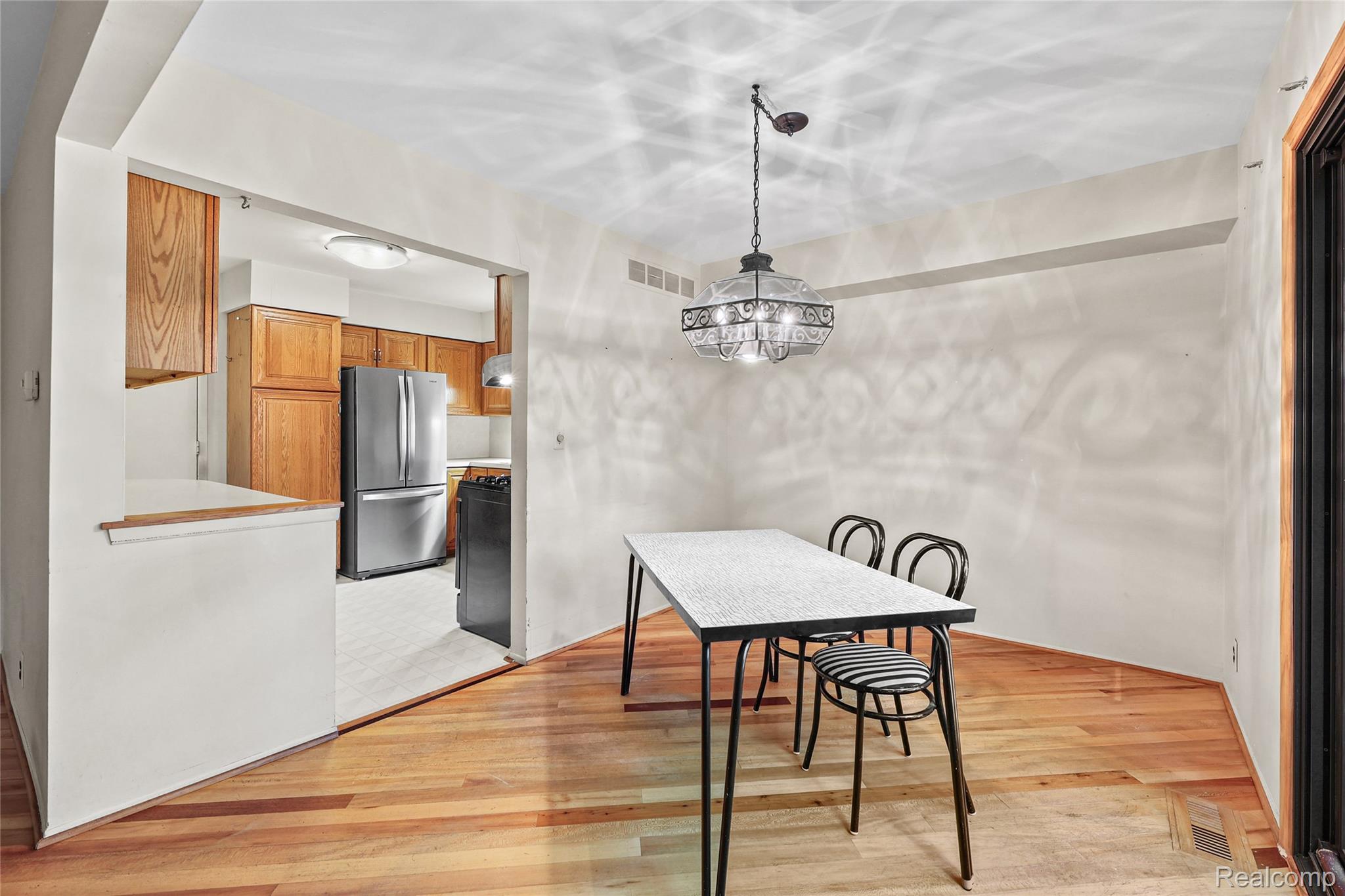 1805 Van Hill Court Property Photo 8
