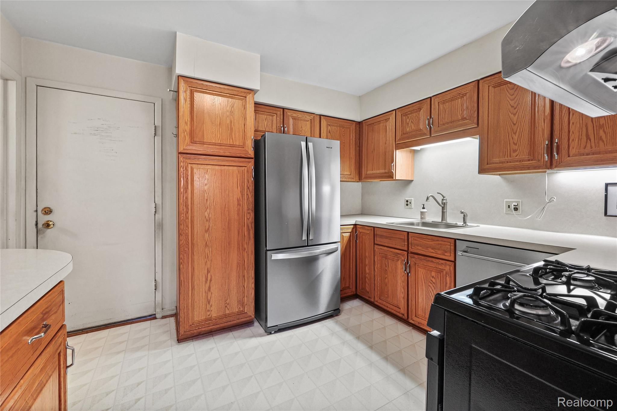 1805 Van Hill Court Property Photo 11