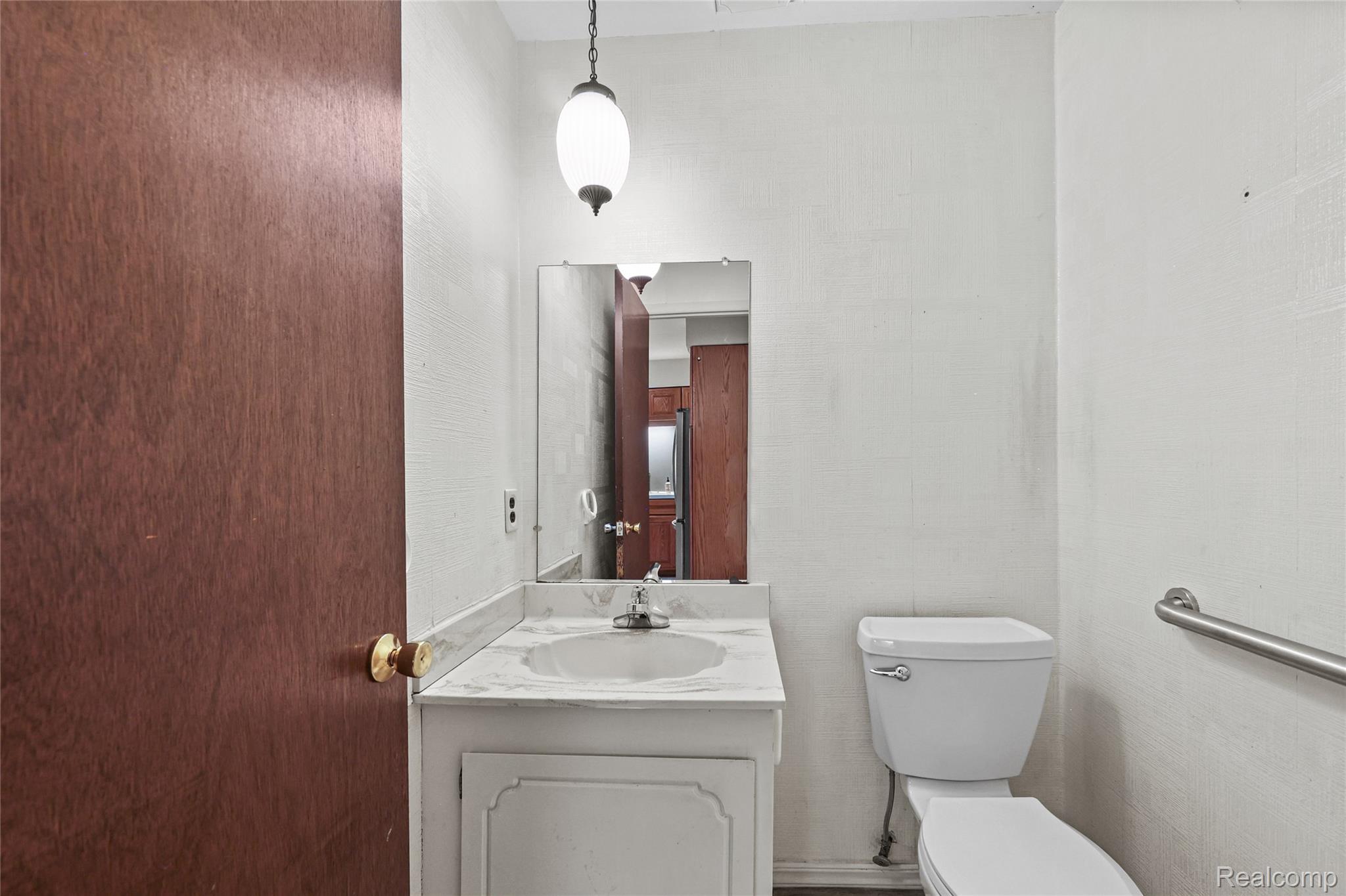 1805 Van Hill Court Property Photo 13