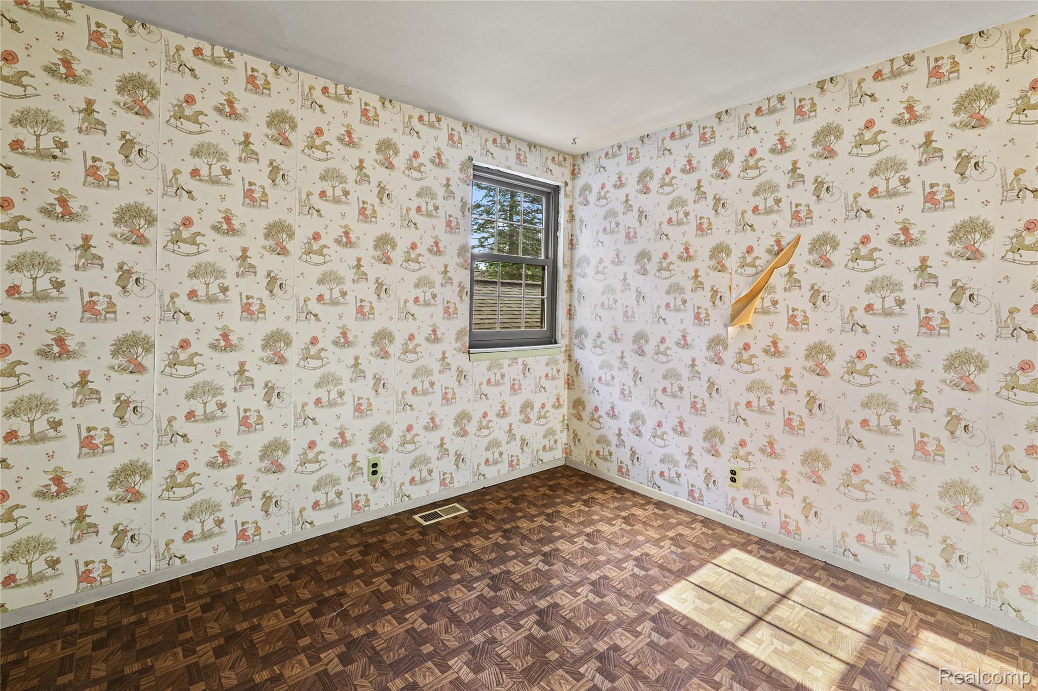 1805 Van Hill Court Property Photo 17