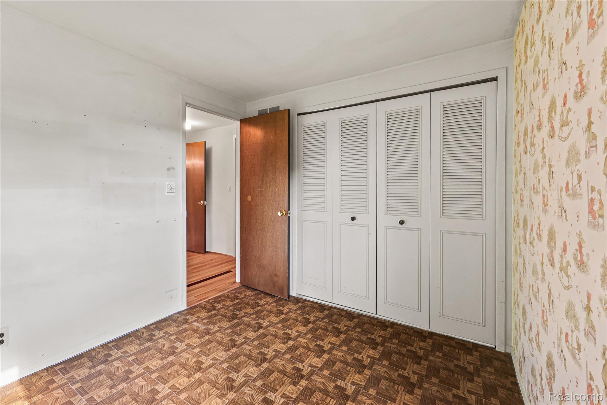 1805 Van Hill Court Property Photo 18