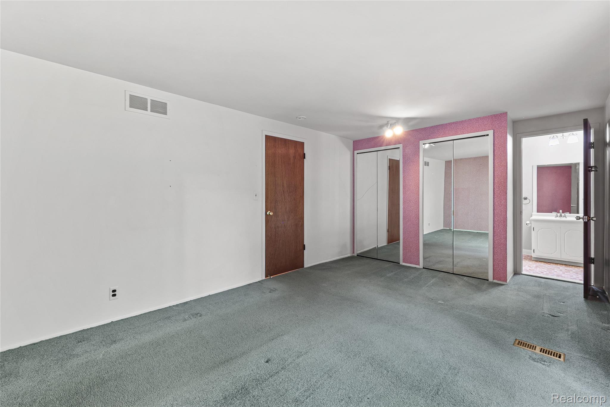 1805 Van Hill Court Property Photo 20