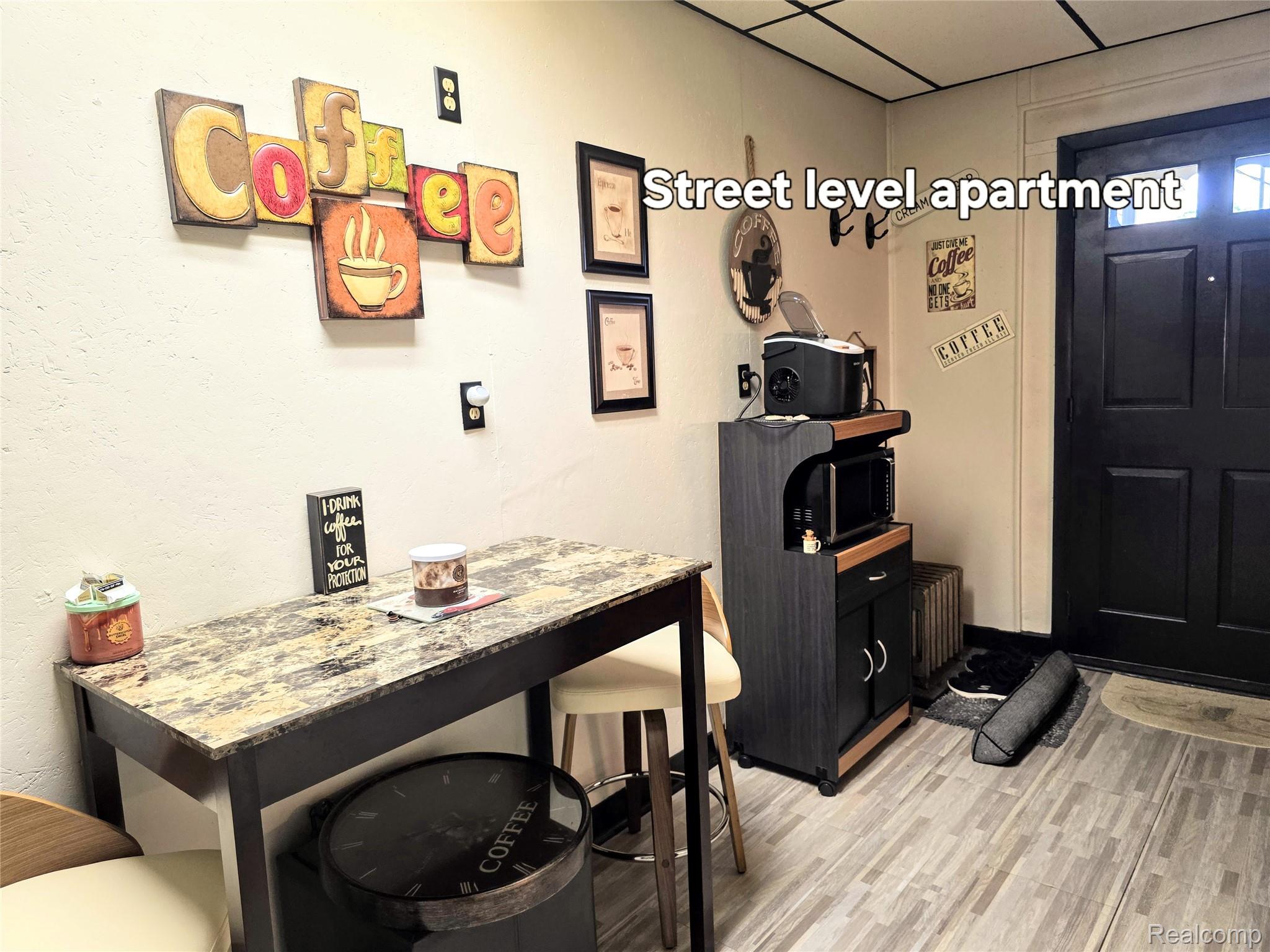 6029 Fulton Street Property Photo 28