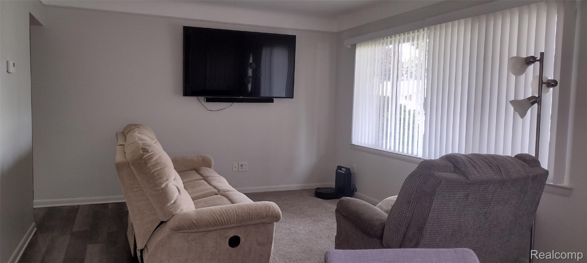 1823 Washington Street Property Photo 2