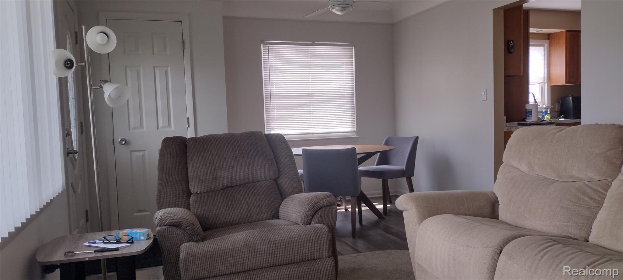 1823 Washington Street Property Photo 3