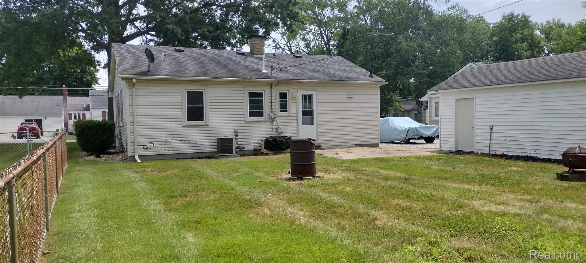 1823 Washington Street Property Photo 26