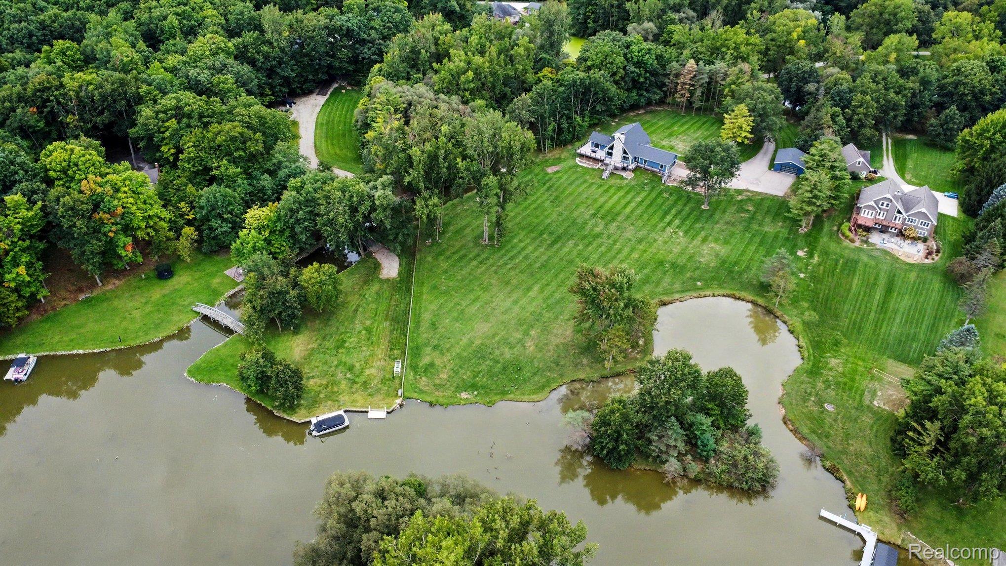 3900 Waterland Drive Property Photo 24