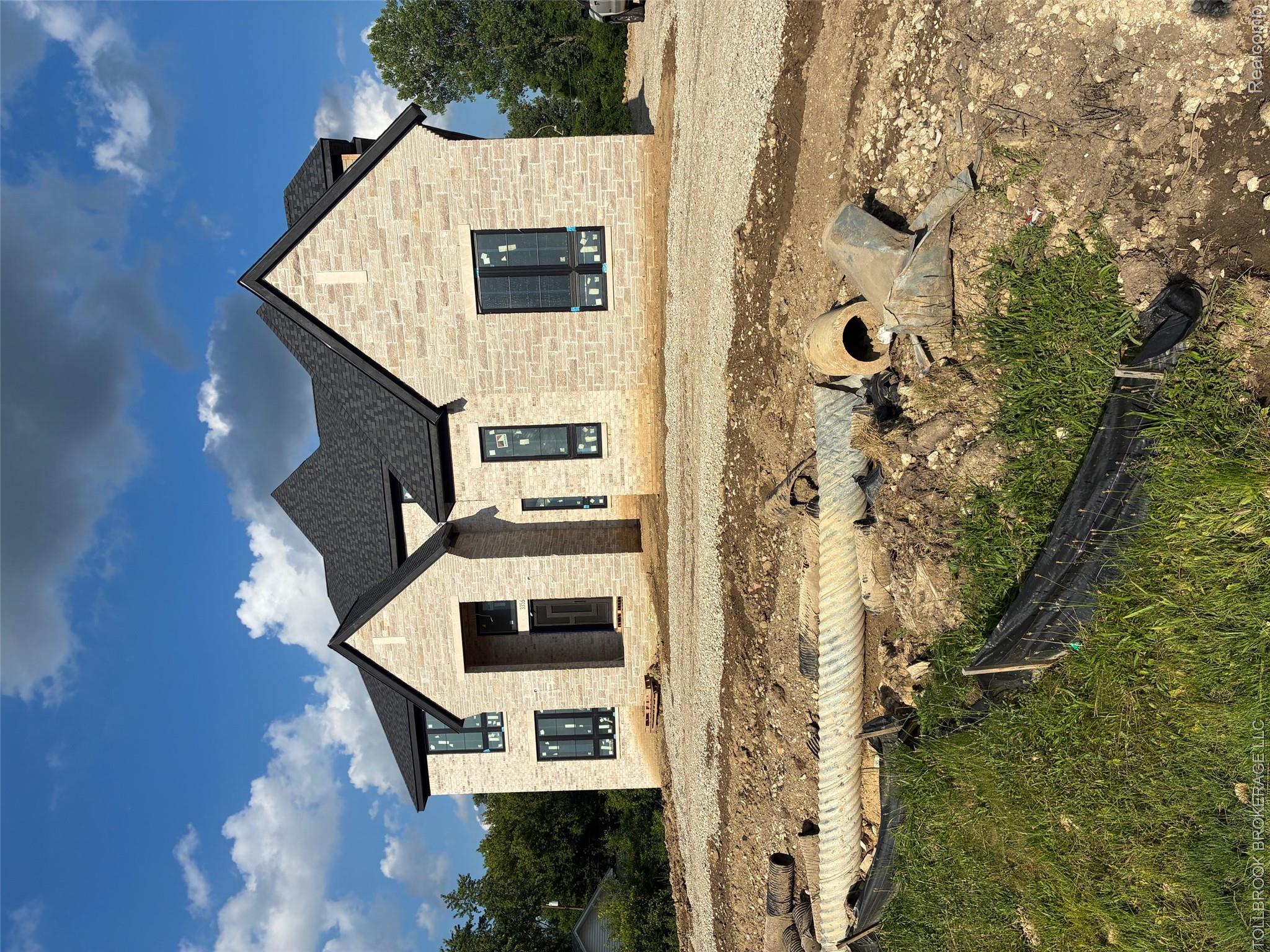 3356 Alpine Property Photo 1