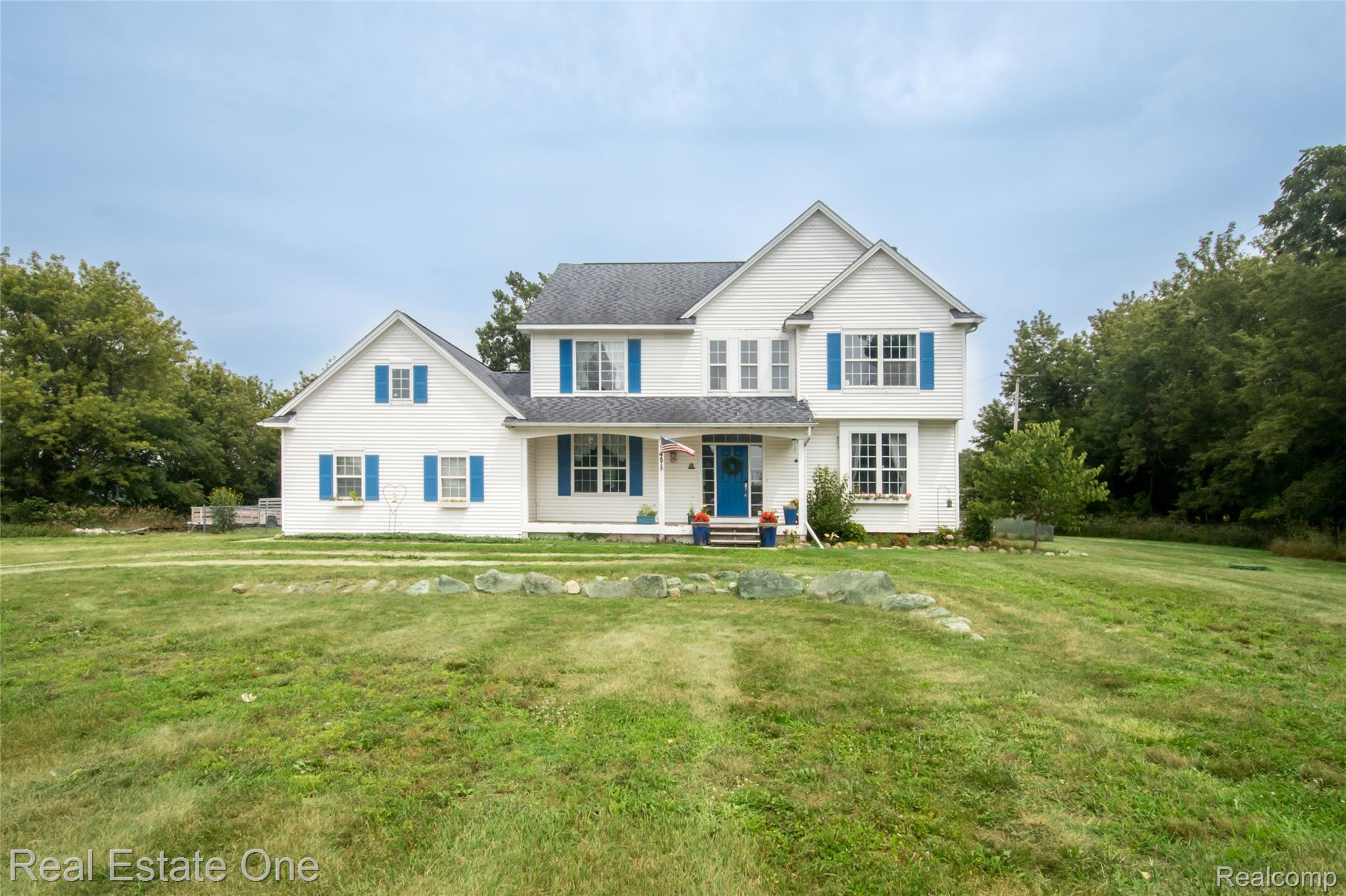 145 S Stockbridge Road Property Photo 1