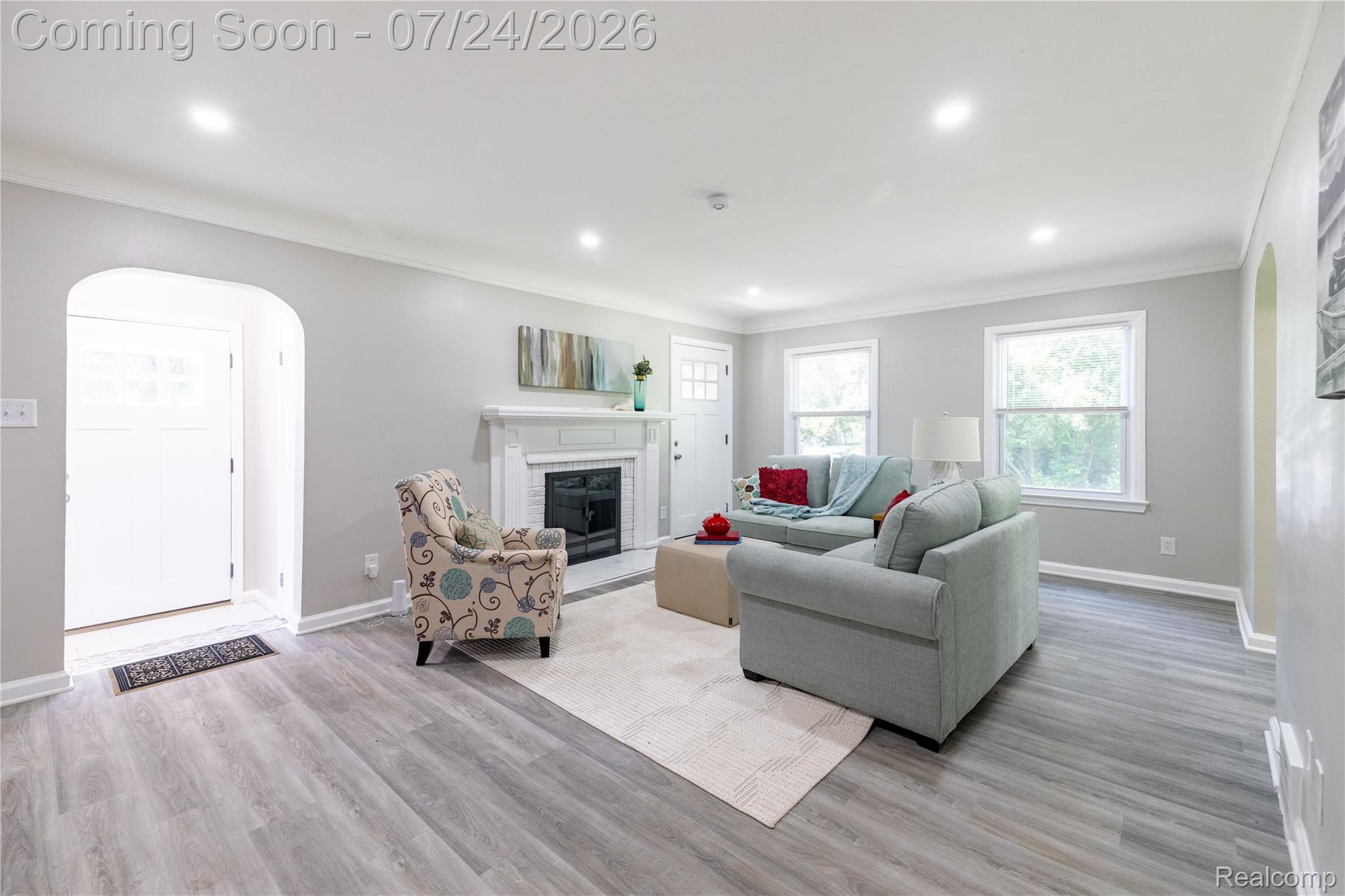 9838 Grosse Ile Parkway Property Photo 6