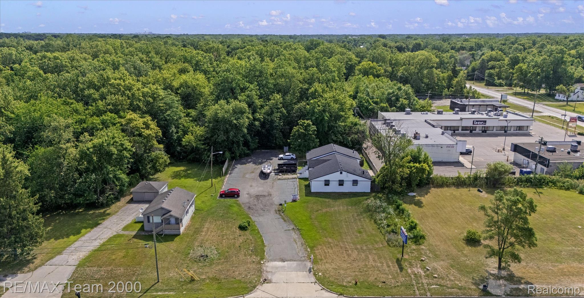 6971 Merriman Road Property Photo 2