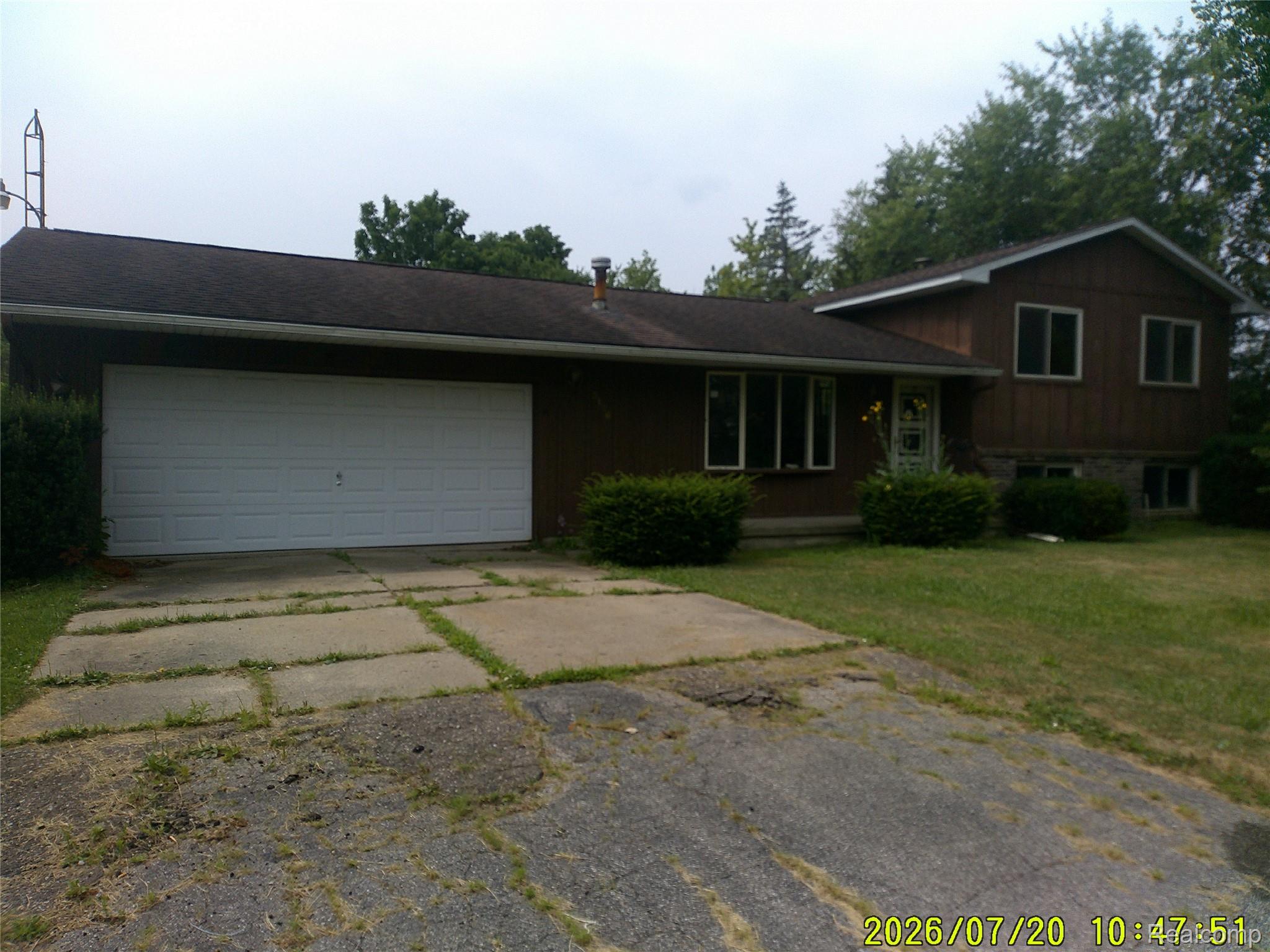 5176 E Dodge Road Property Photo 1
