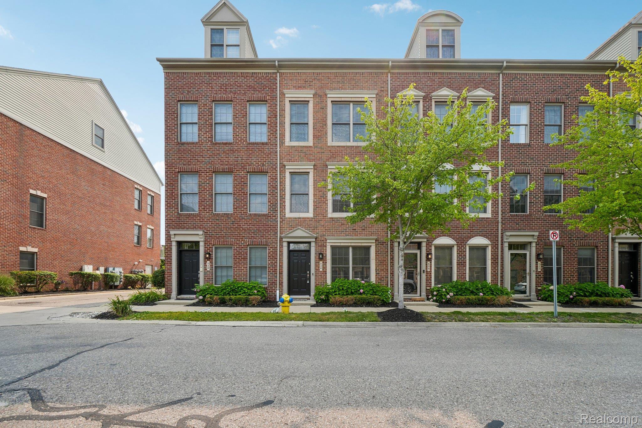 536 Graten Street Property Photo 1