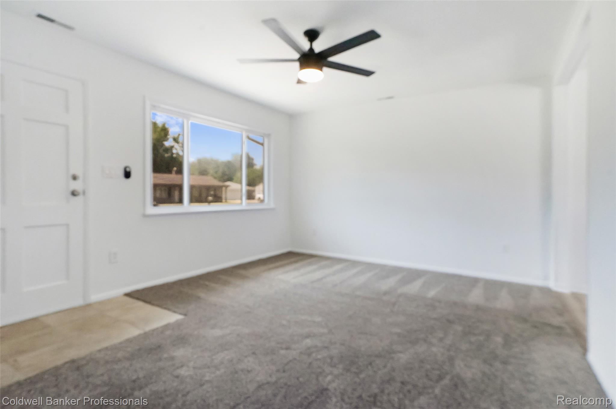 2436 Toby Road Property Photo 6