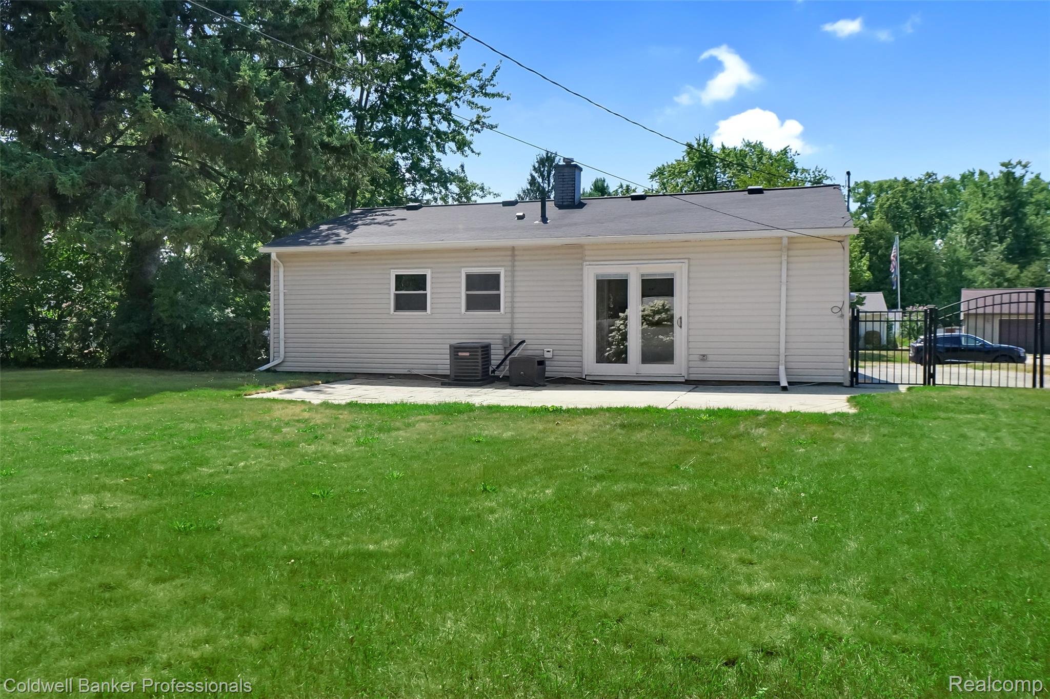 2436 Toby Road Property Photo 27