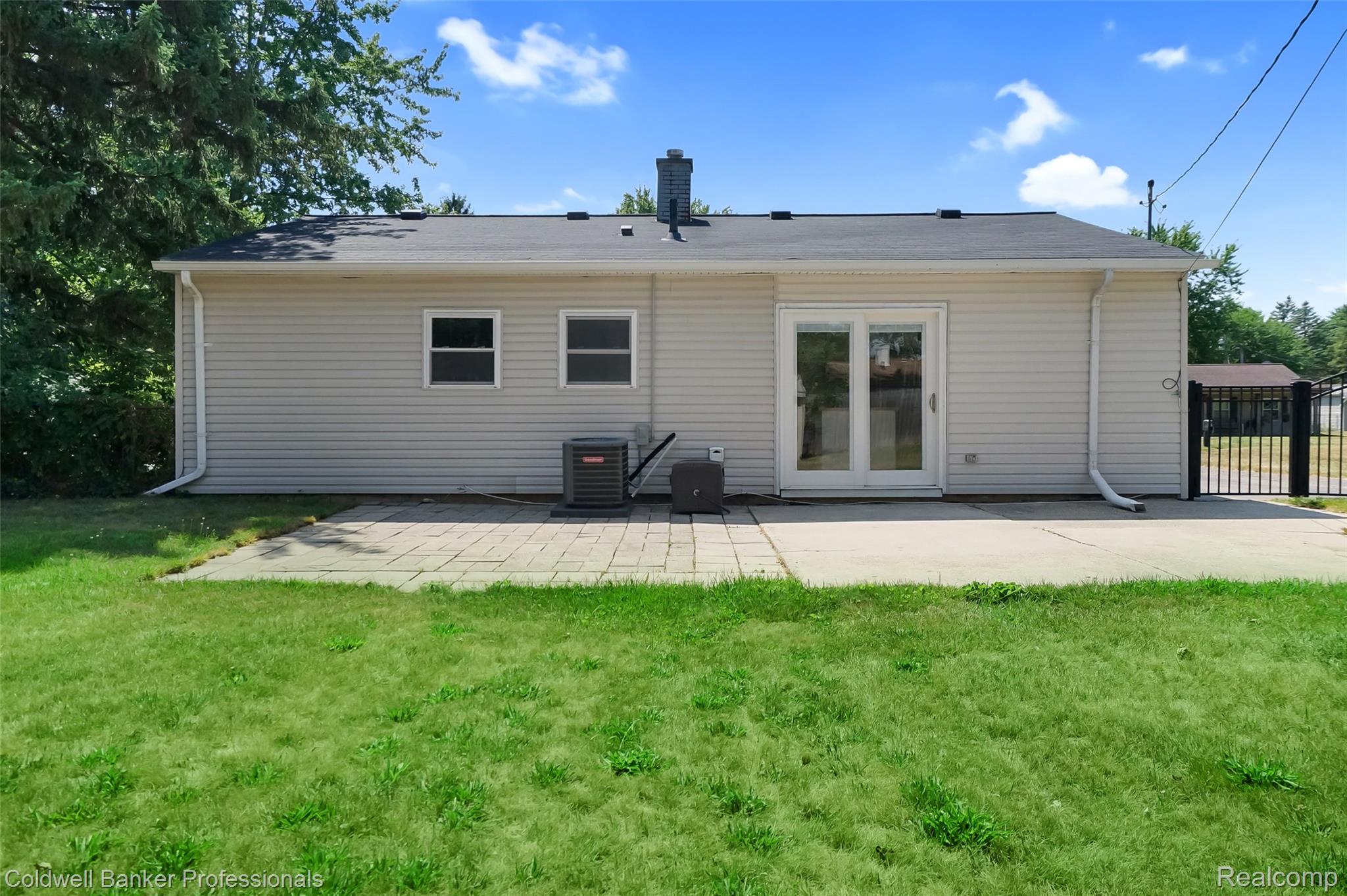 2436 Toby Road Property Photo 28